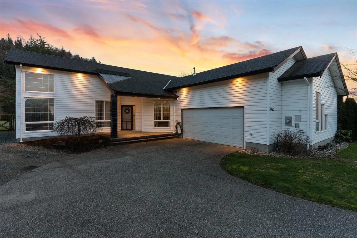 9962 LLANBERIS WAY|Rosedale