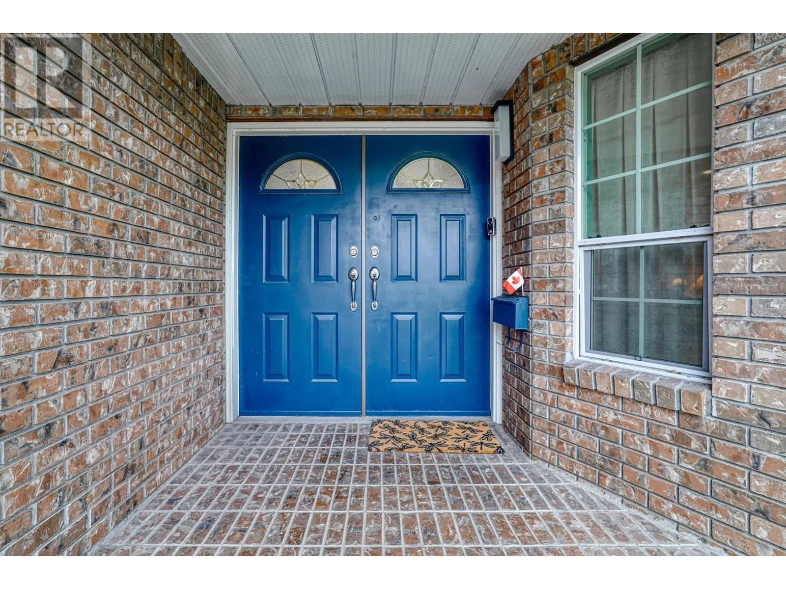 9738 BAKERVIEW DRIVE