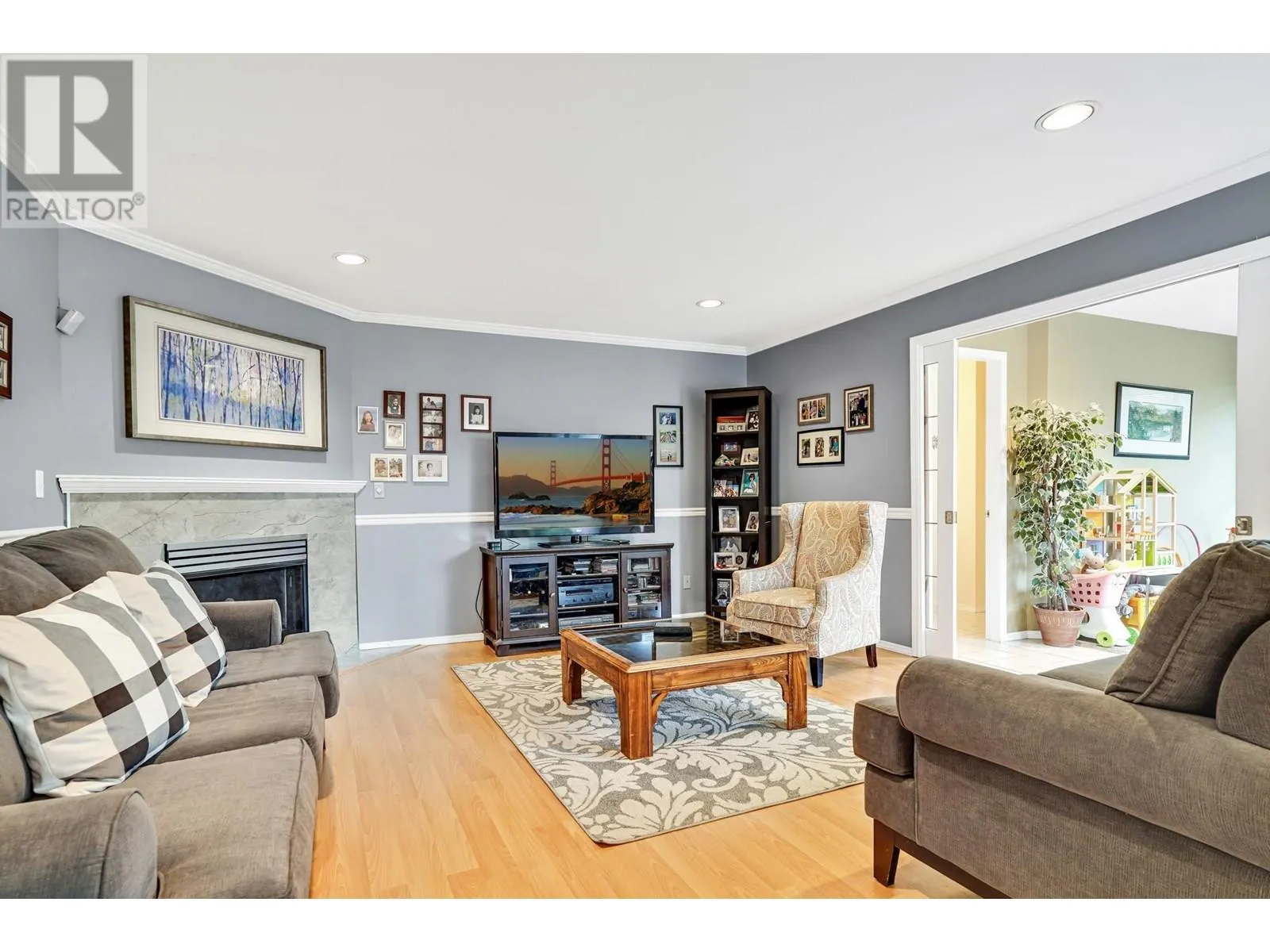 9738 BAKERVIEW DRIVE