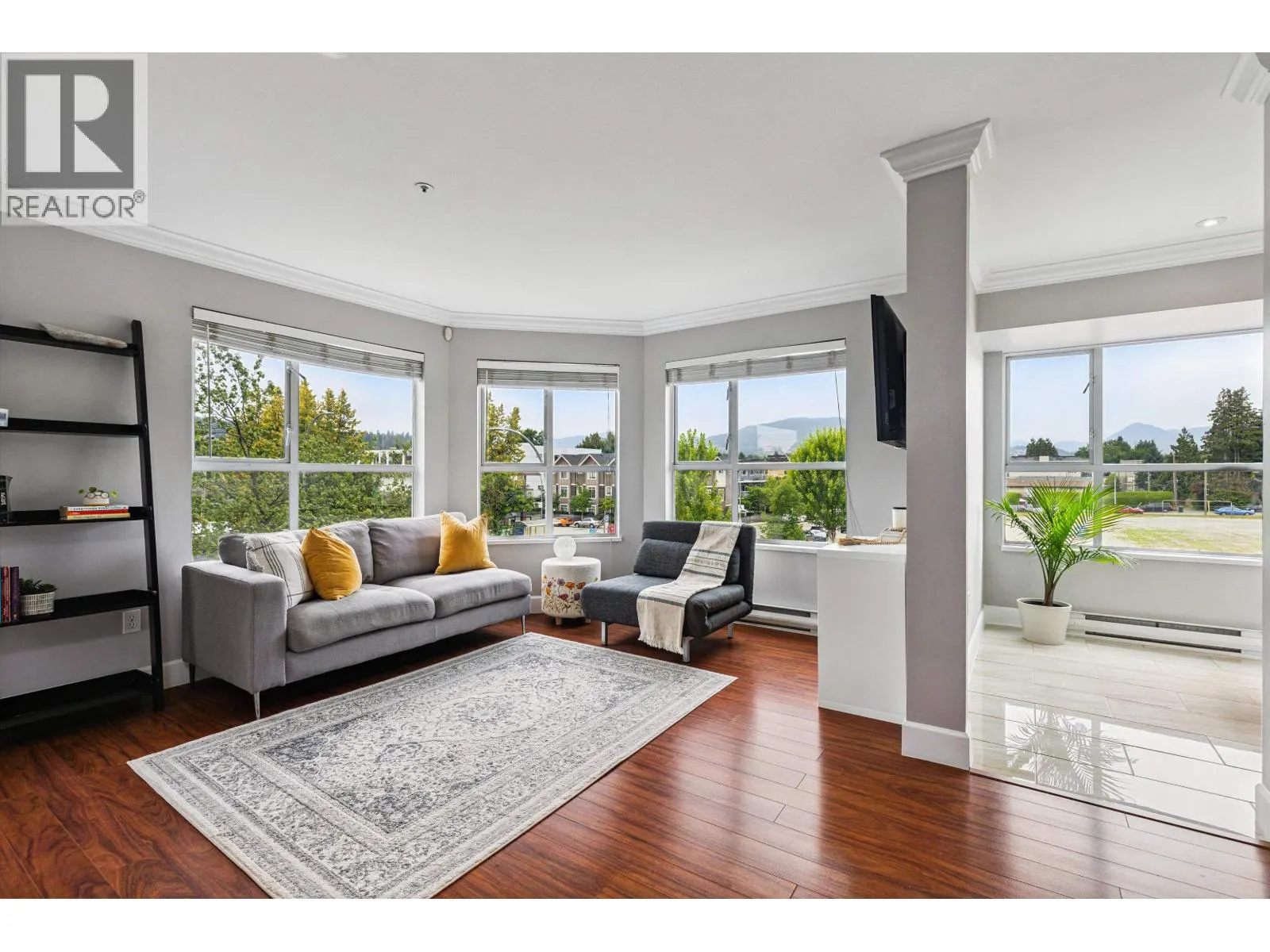 203 2285 PITT RIVER ROAD