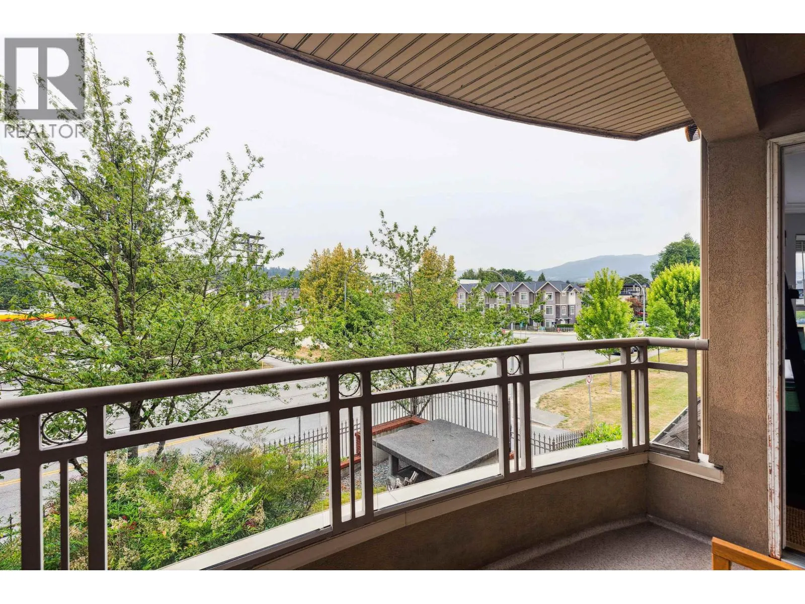 203 2285 PITT RIVER ROAD