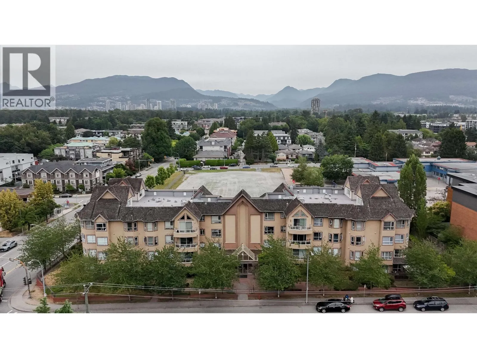 203 2285 PITT RIVER ROAD