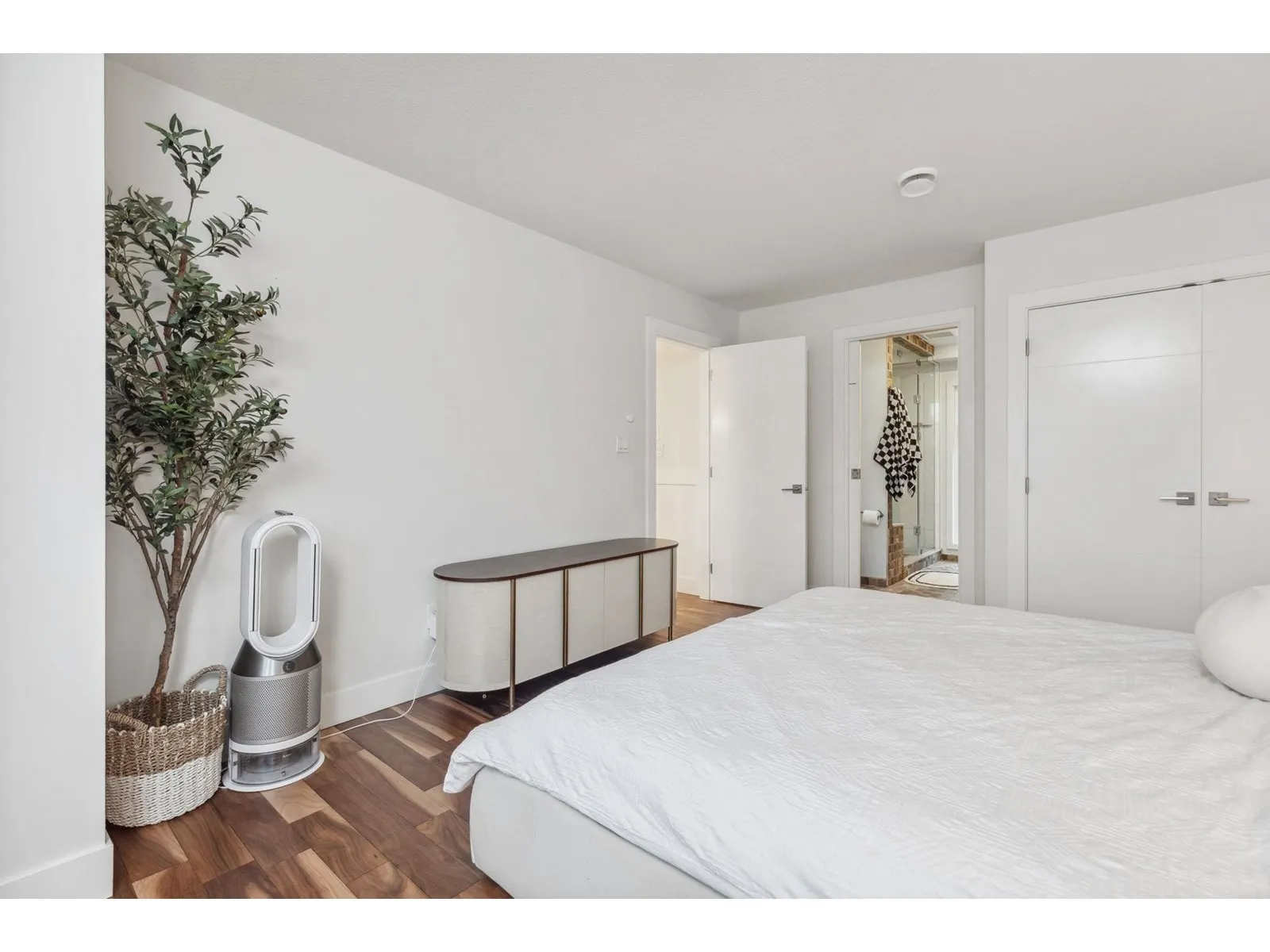 15476 KILMORE COURT