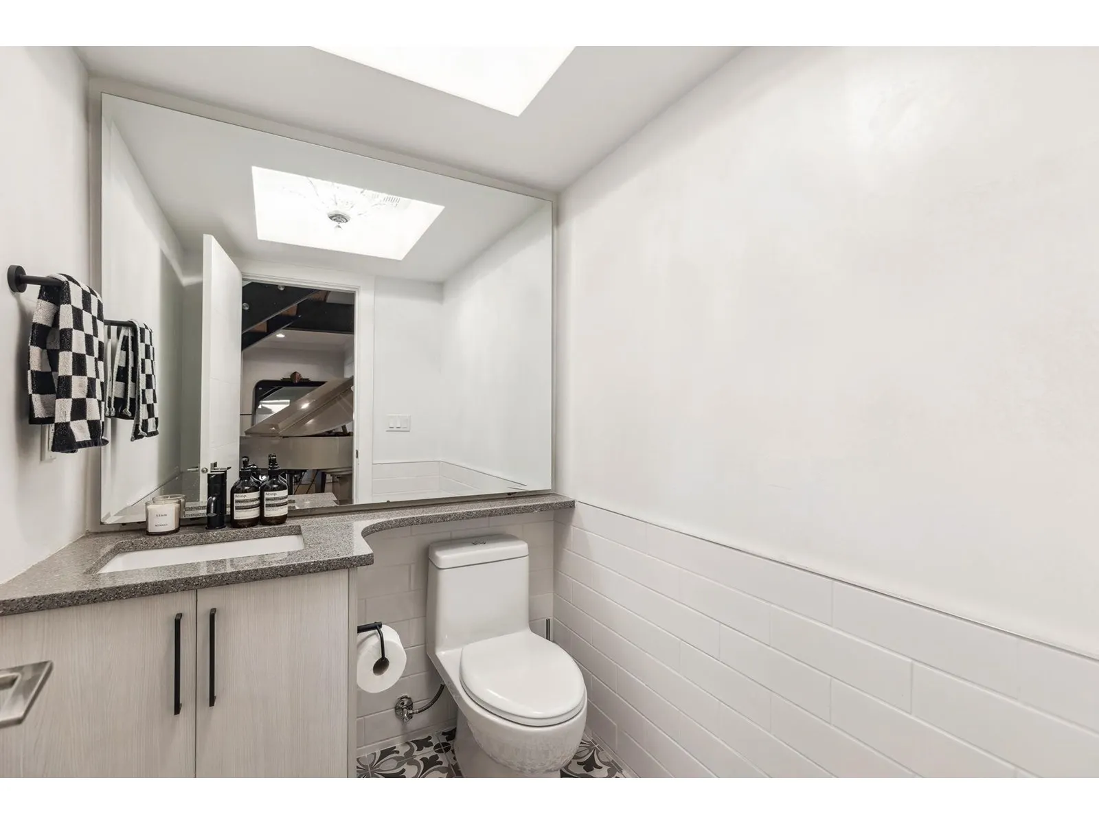 15476 KILMORE COURT