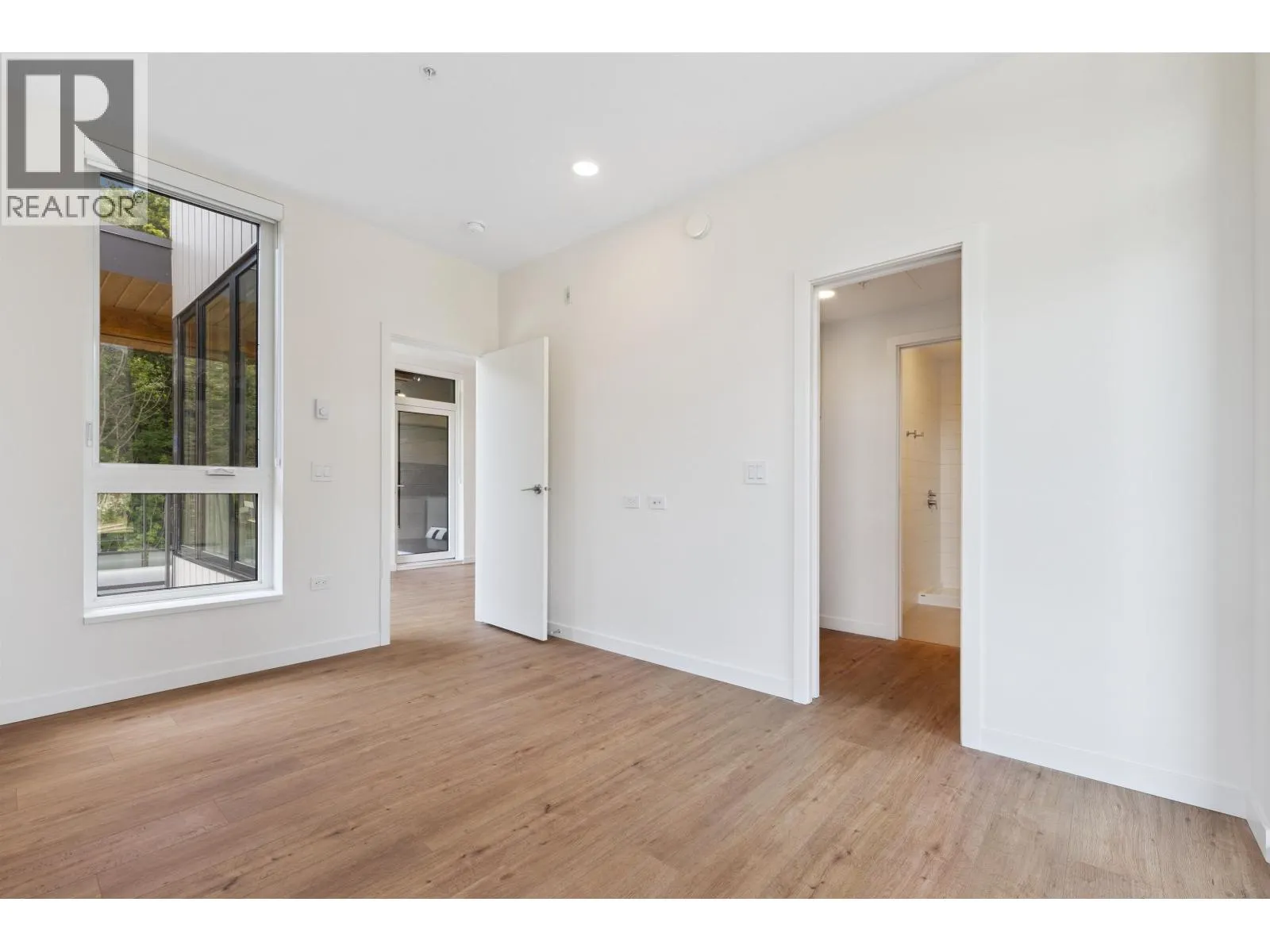 520 1506 SCOTT CRESCENT