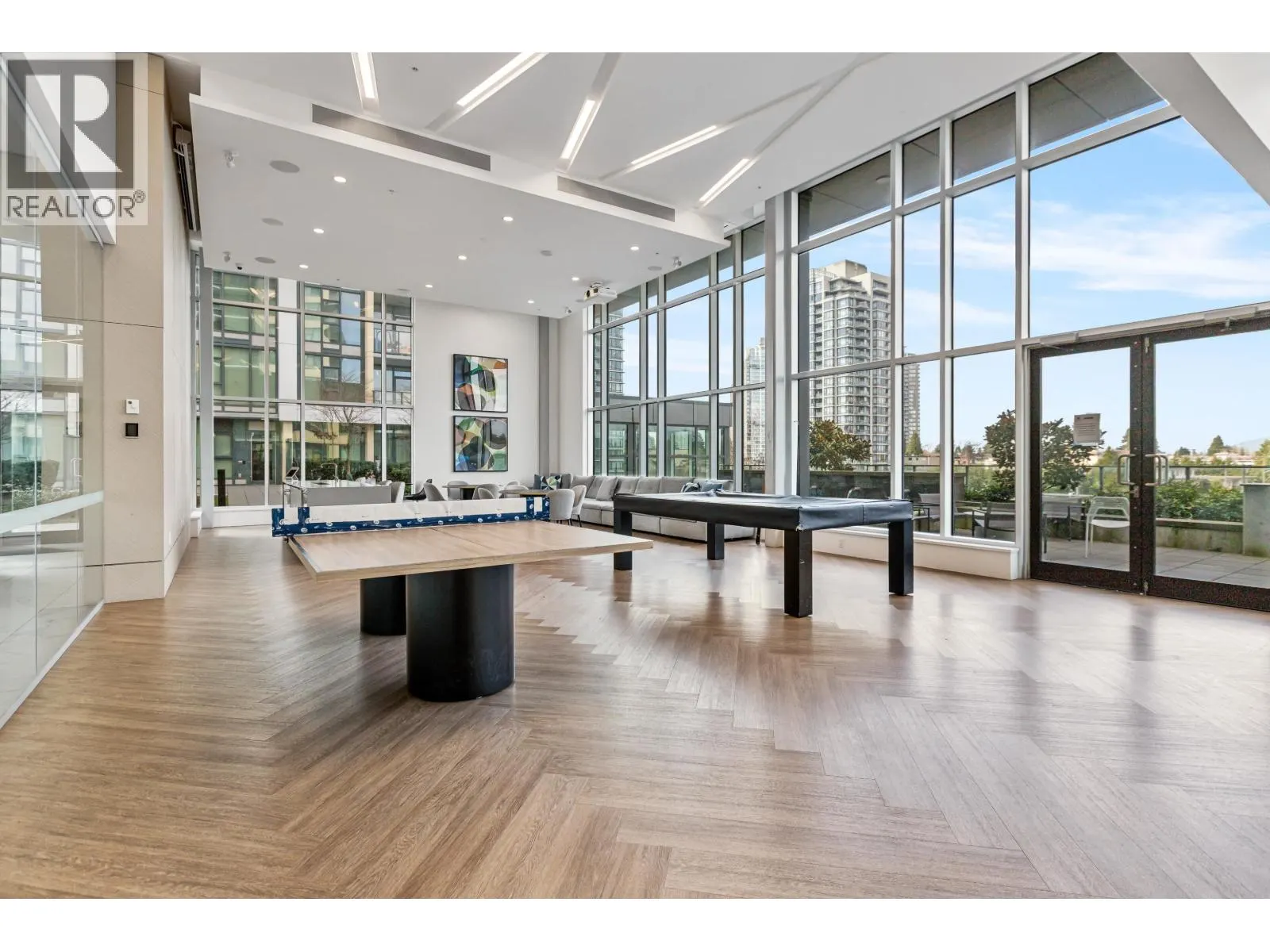1609 7303 NOBLE LANE