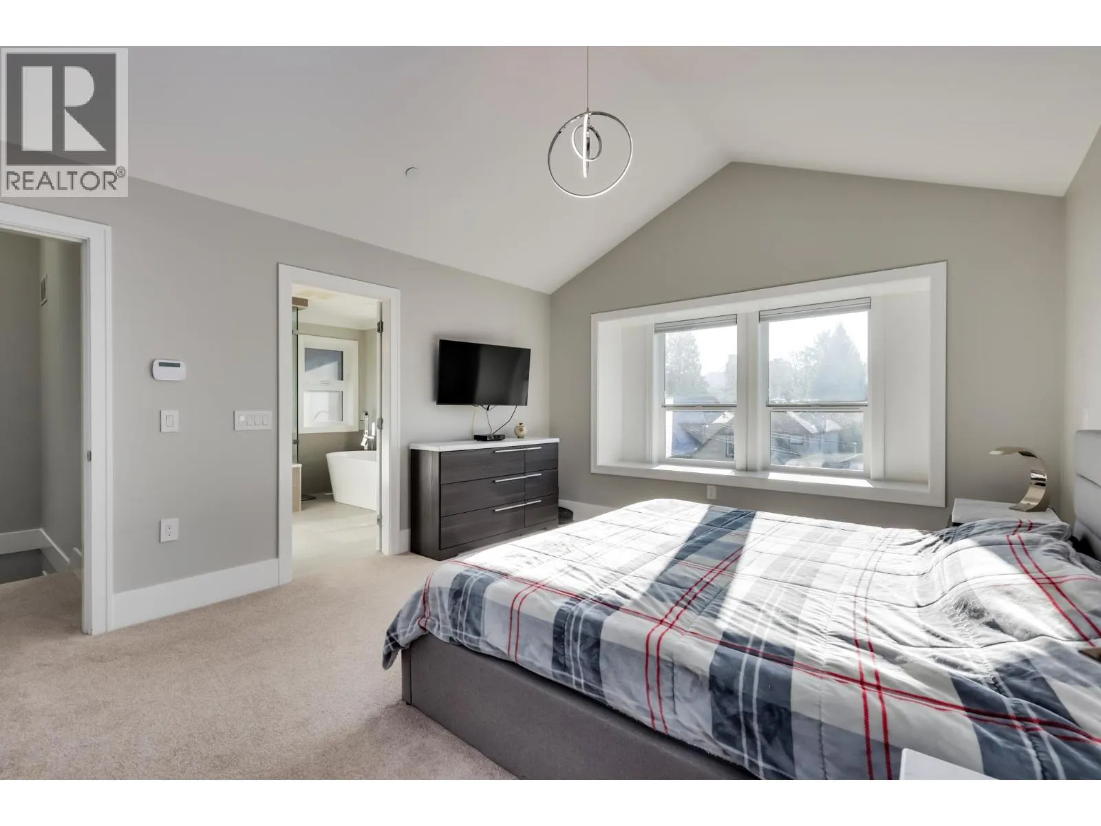311 AVALON DRIVE