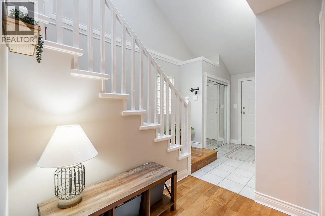 1158 STRATHAVEN DRIVE