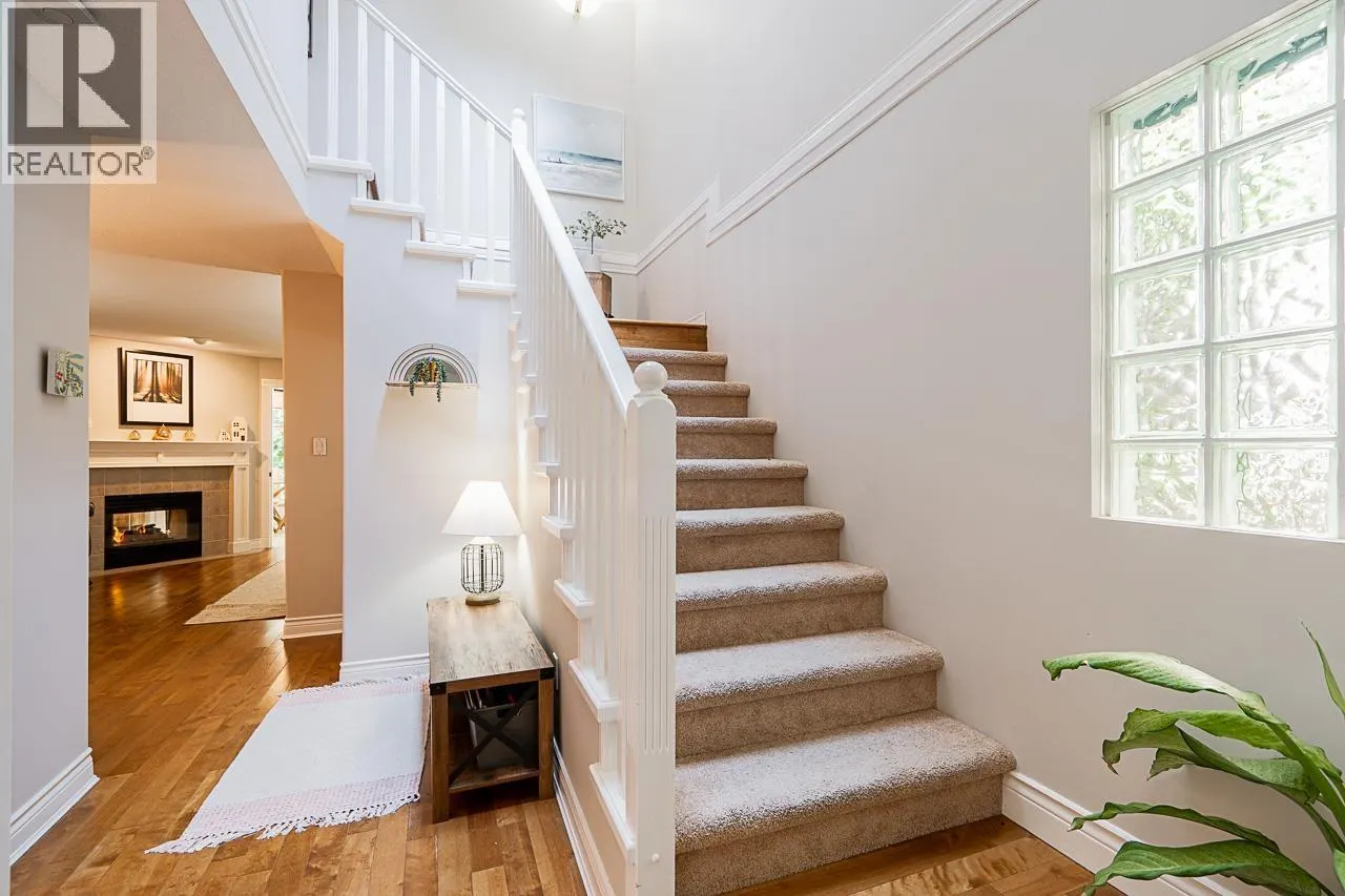 1158 STRATHAVEN DRIVE