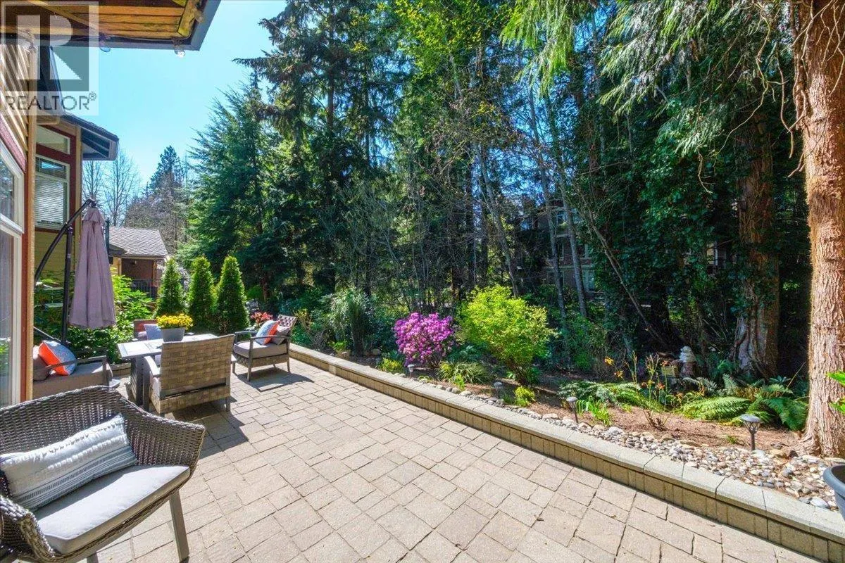 1158 STRATHAVEN DRIVE