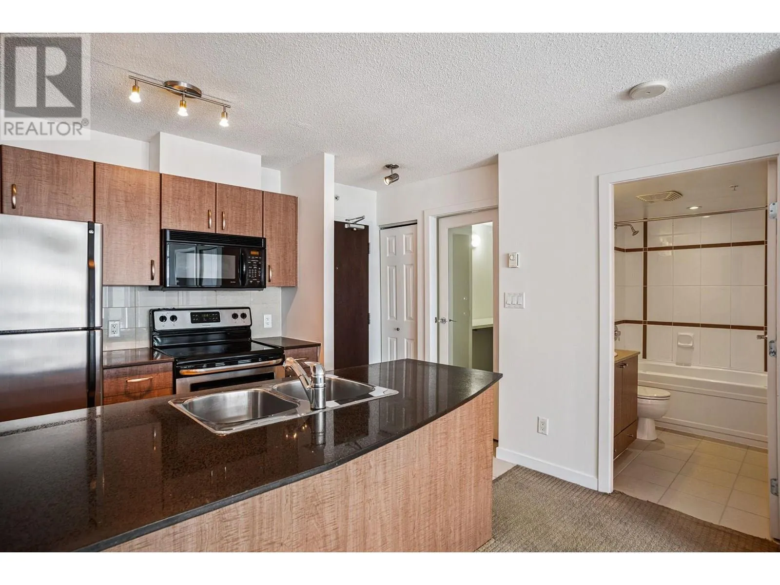 2006 610 GRANVILLE STREET