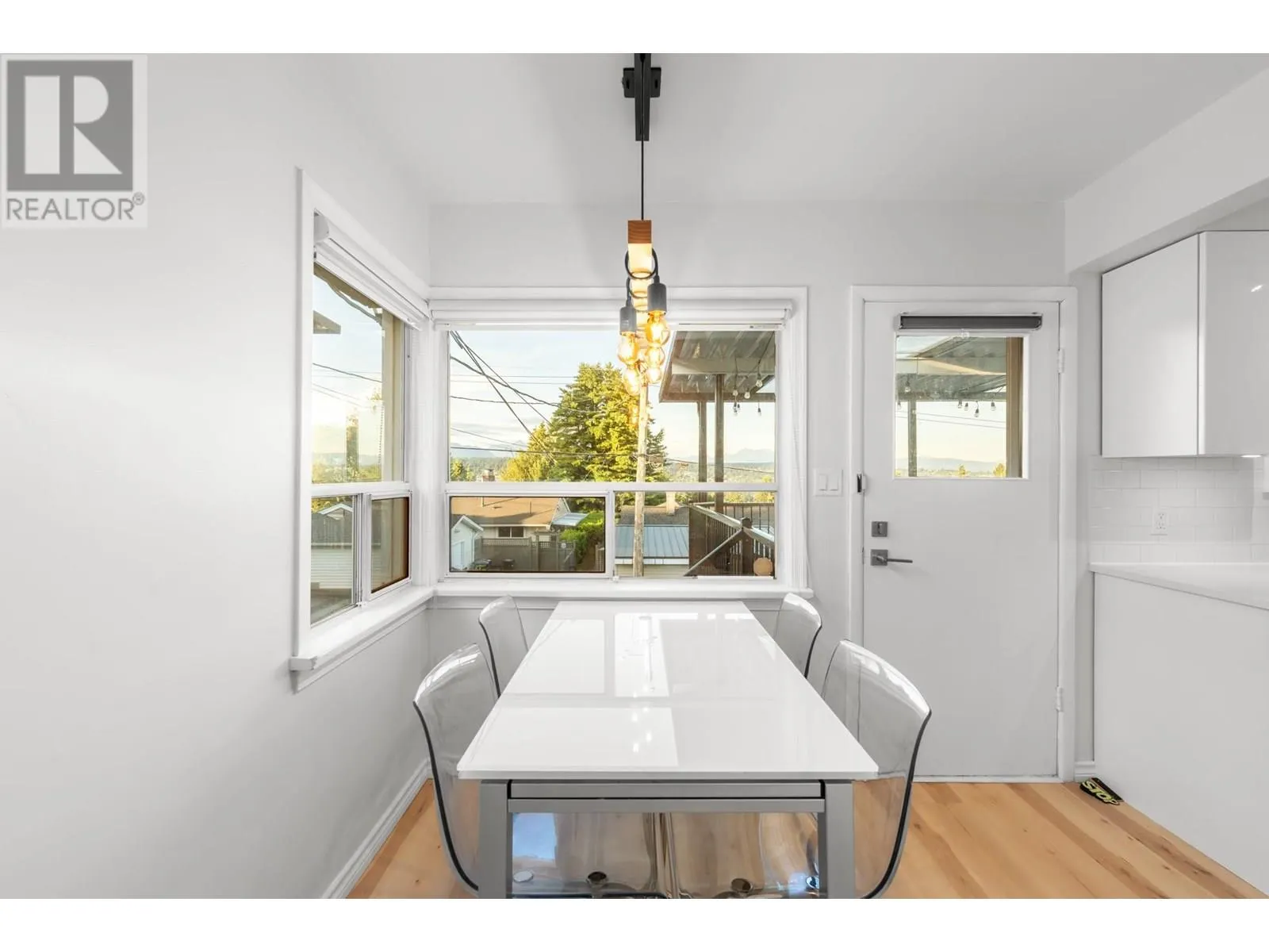 827 BURNABY STREET