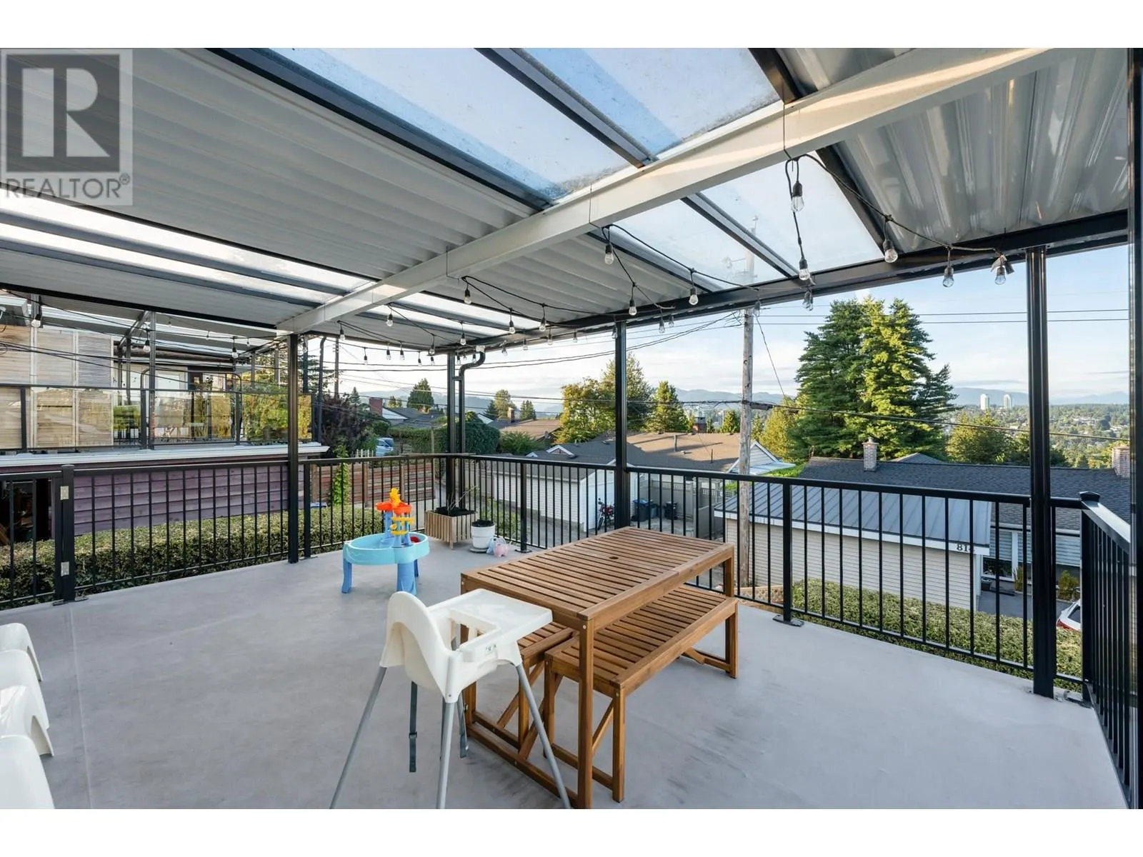 827 BURNABY STREET