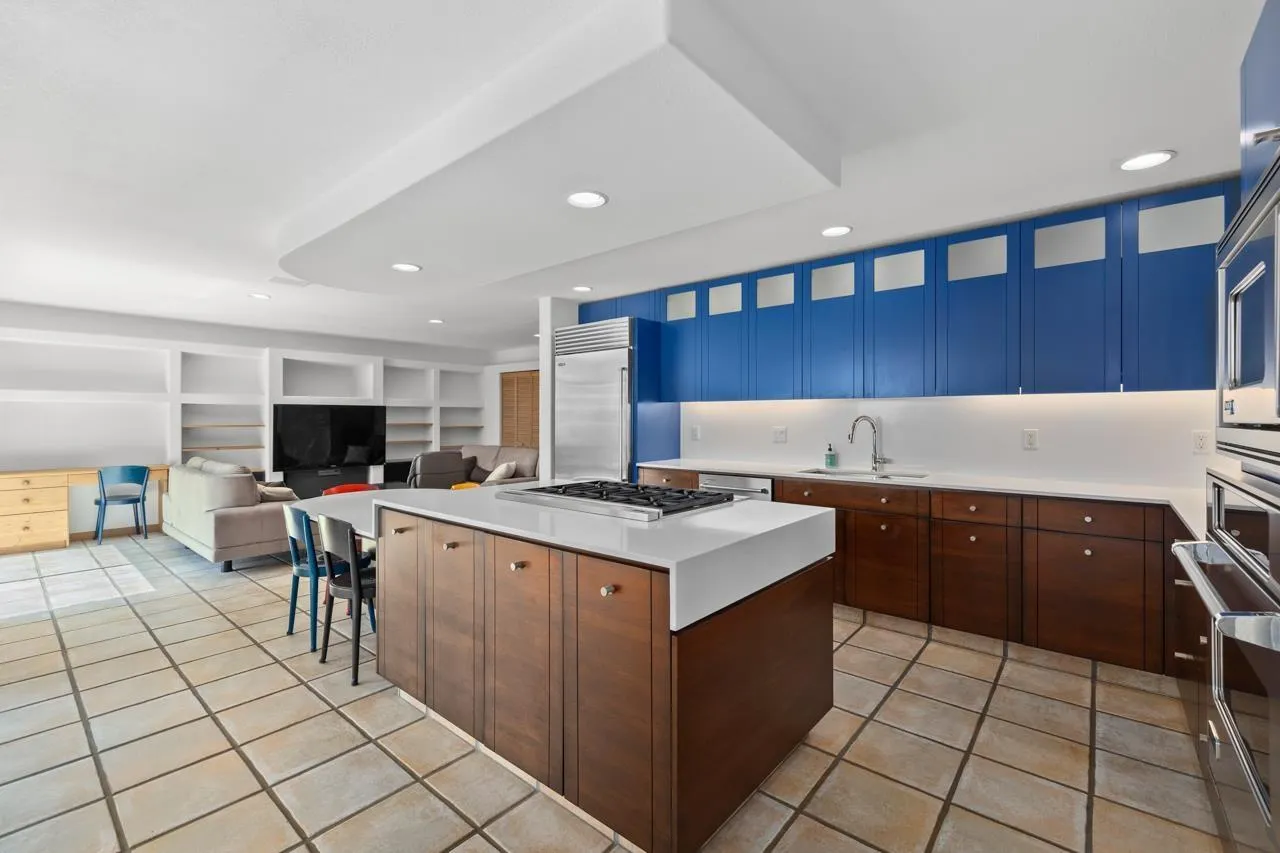 13102 13 AVENUE