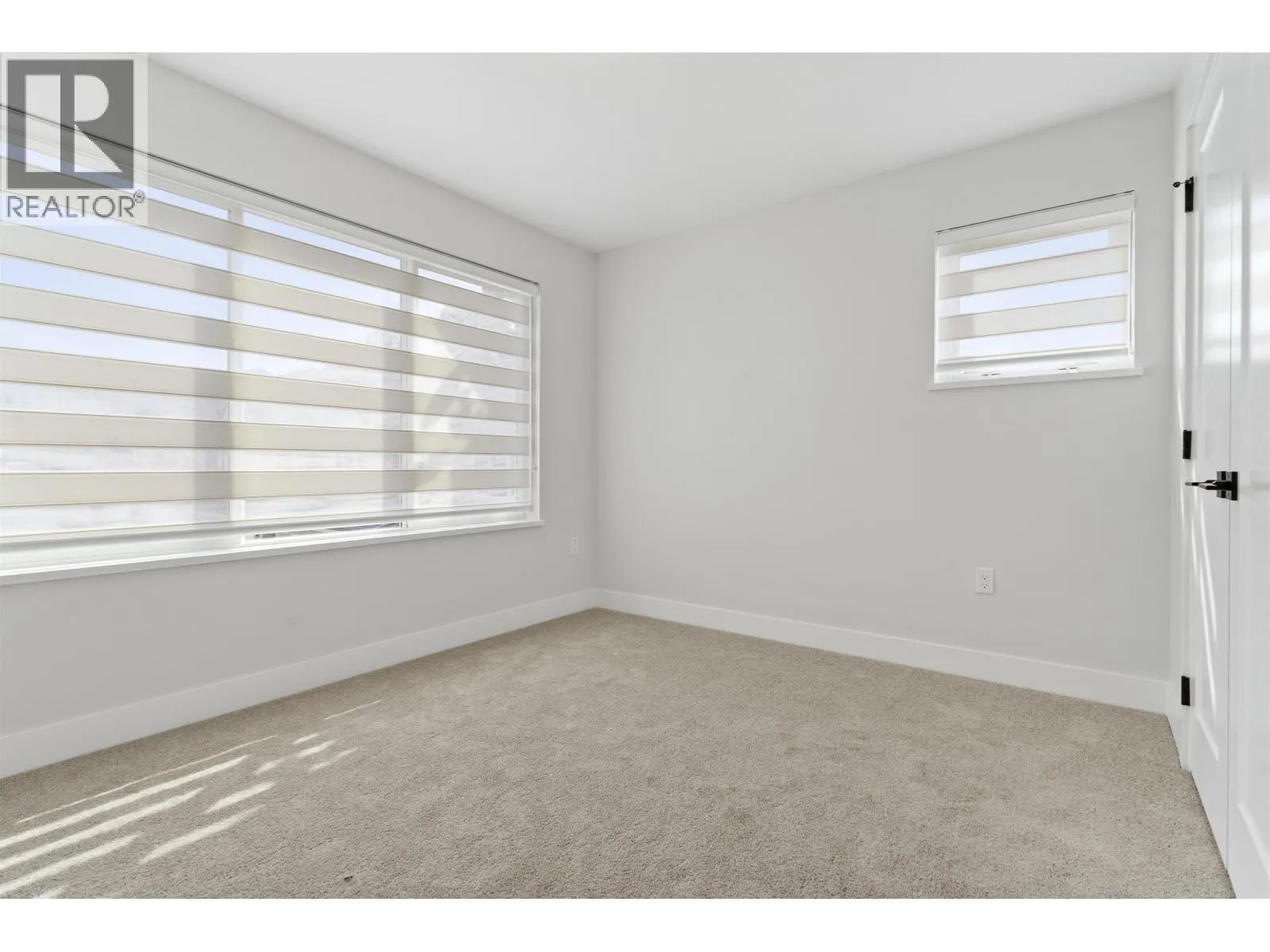 38 10640 248 STREET