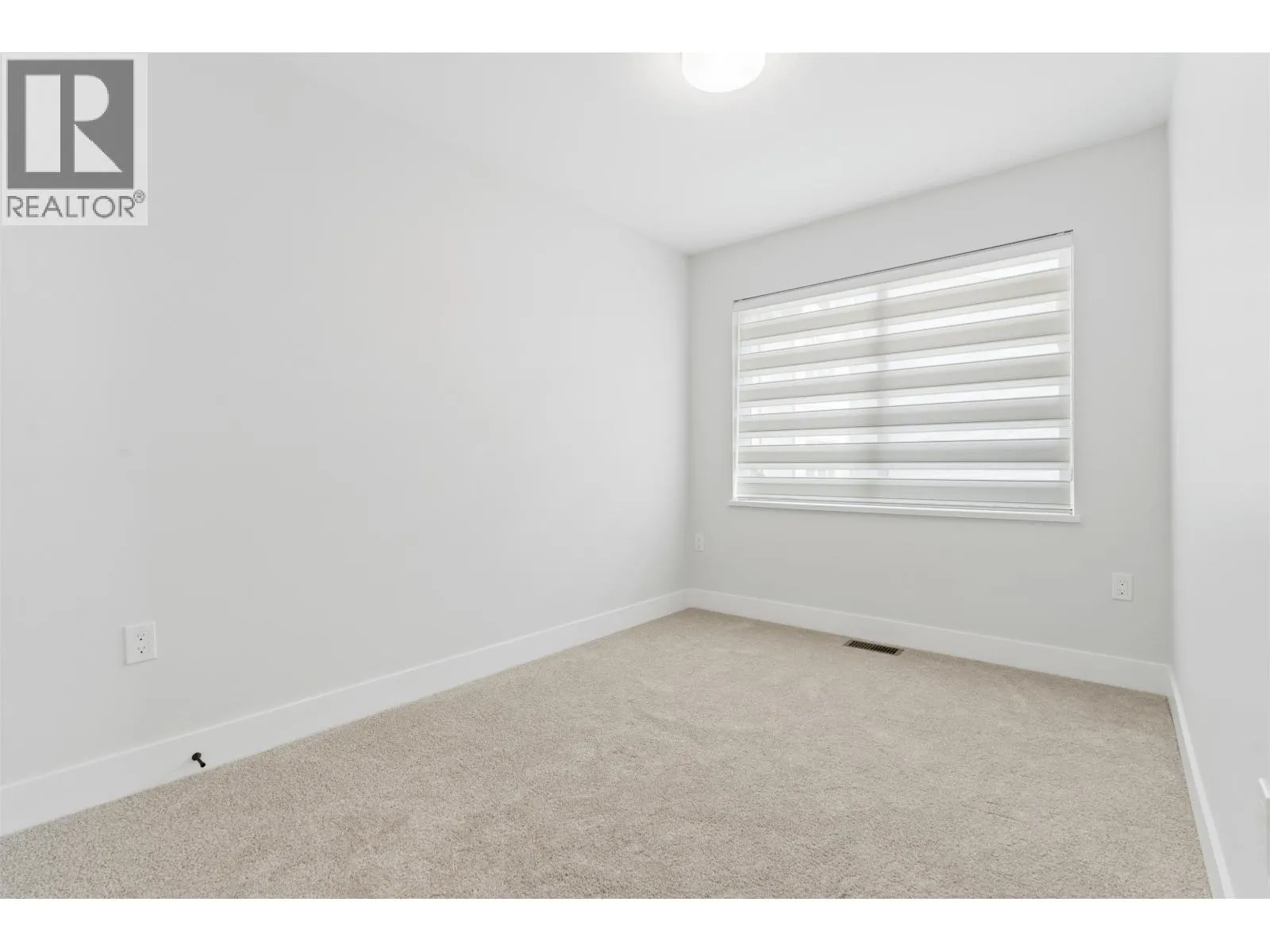 38 10640 248 STREET