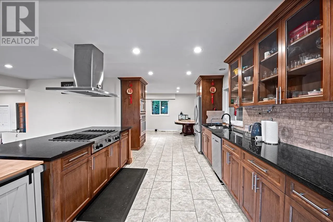 1130 GROVELAND COURT