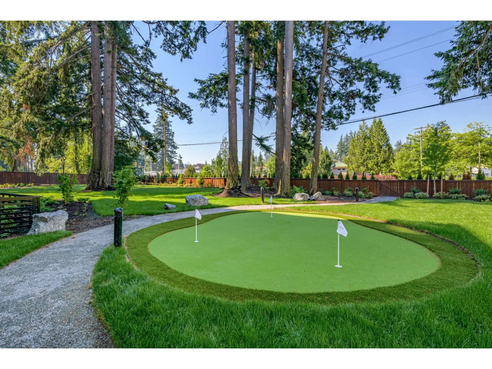 307 14588 MCDOUGALL DRIVE