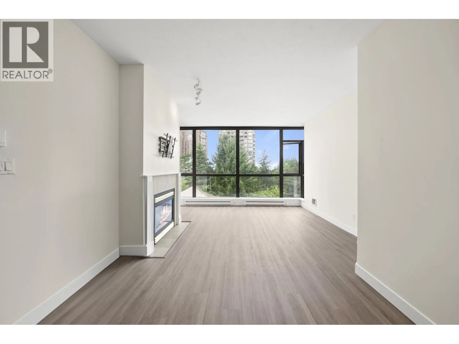 407 6837 STATION HILL DRIVE