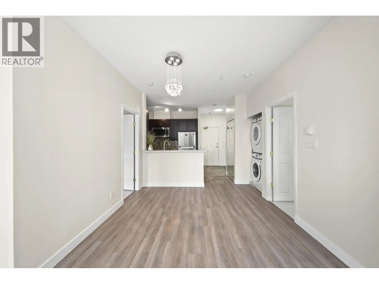 407 6837 STATION HILL DRIVE