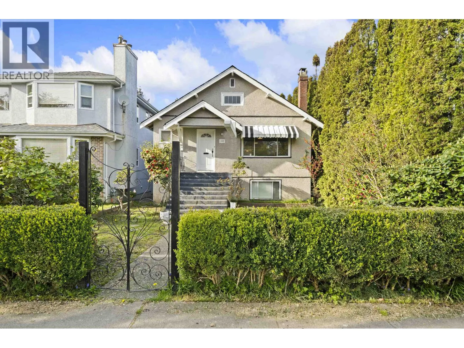 555 W 19TH AVENUE