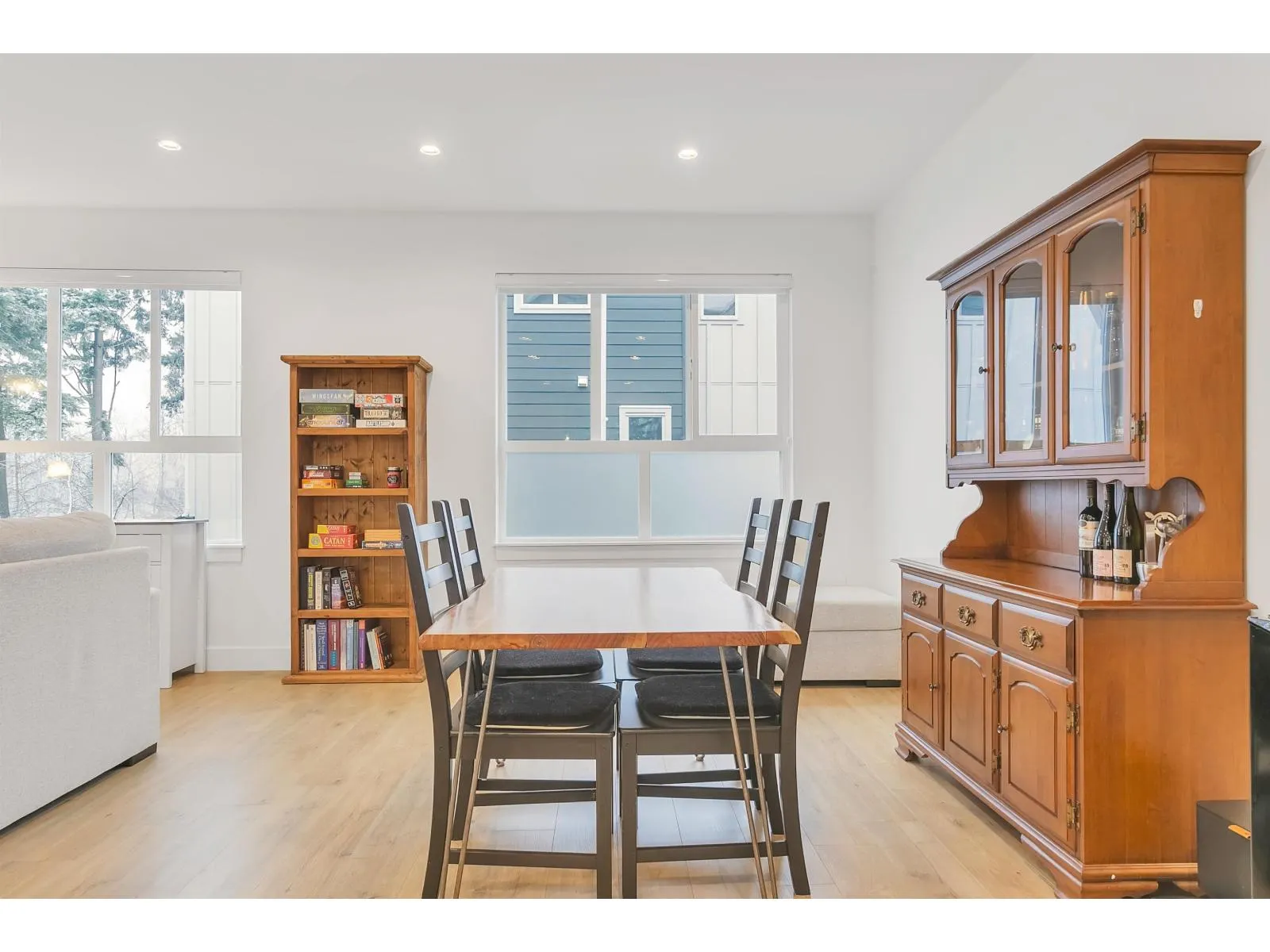 10 17458 100 AVENUE