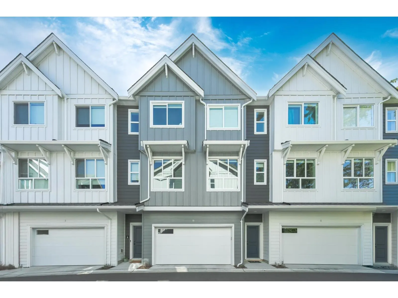 10 17458 100 AVENUE
