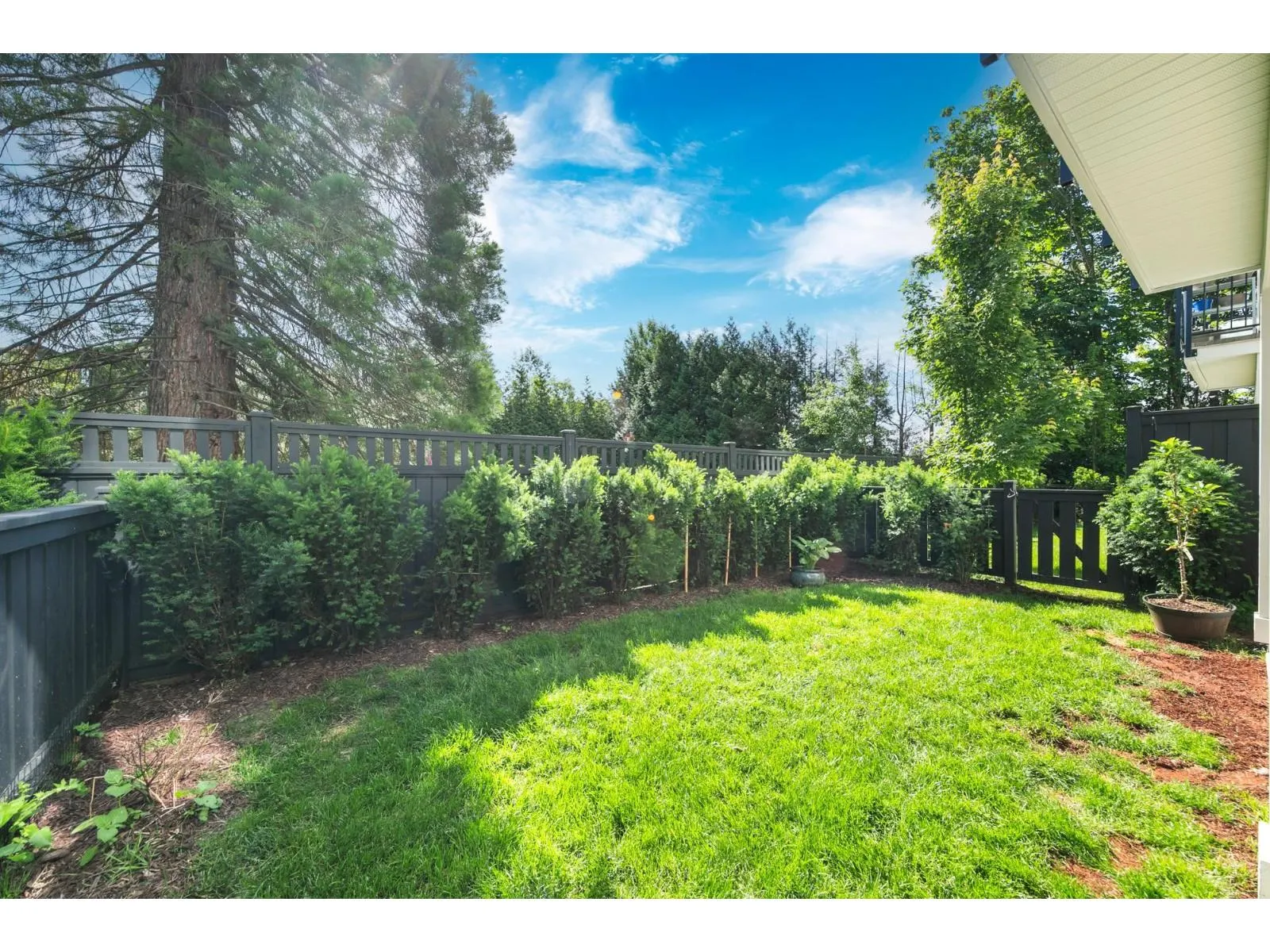 10 17458 100 AVENUE