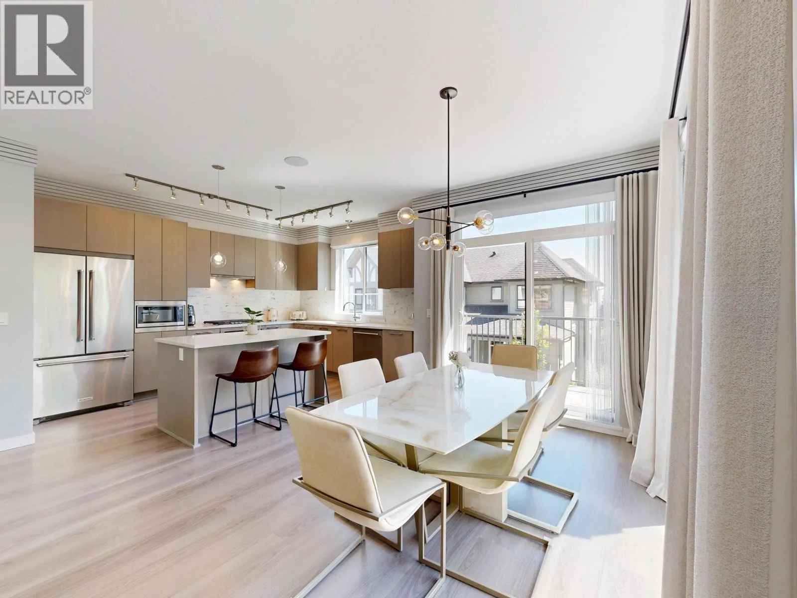 1 3500 BURKE VILLAGE PROMENADE