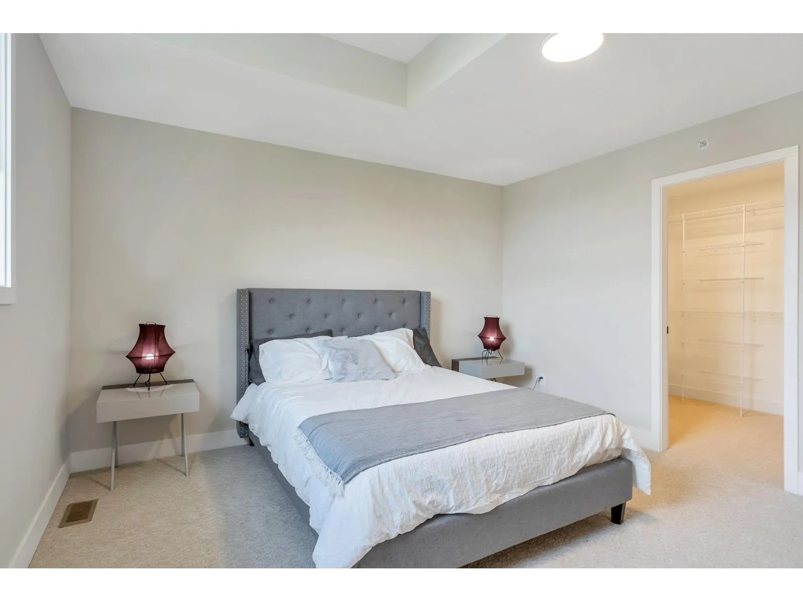 8 6590 FERN STREET|Sardis South