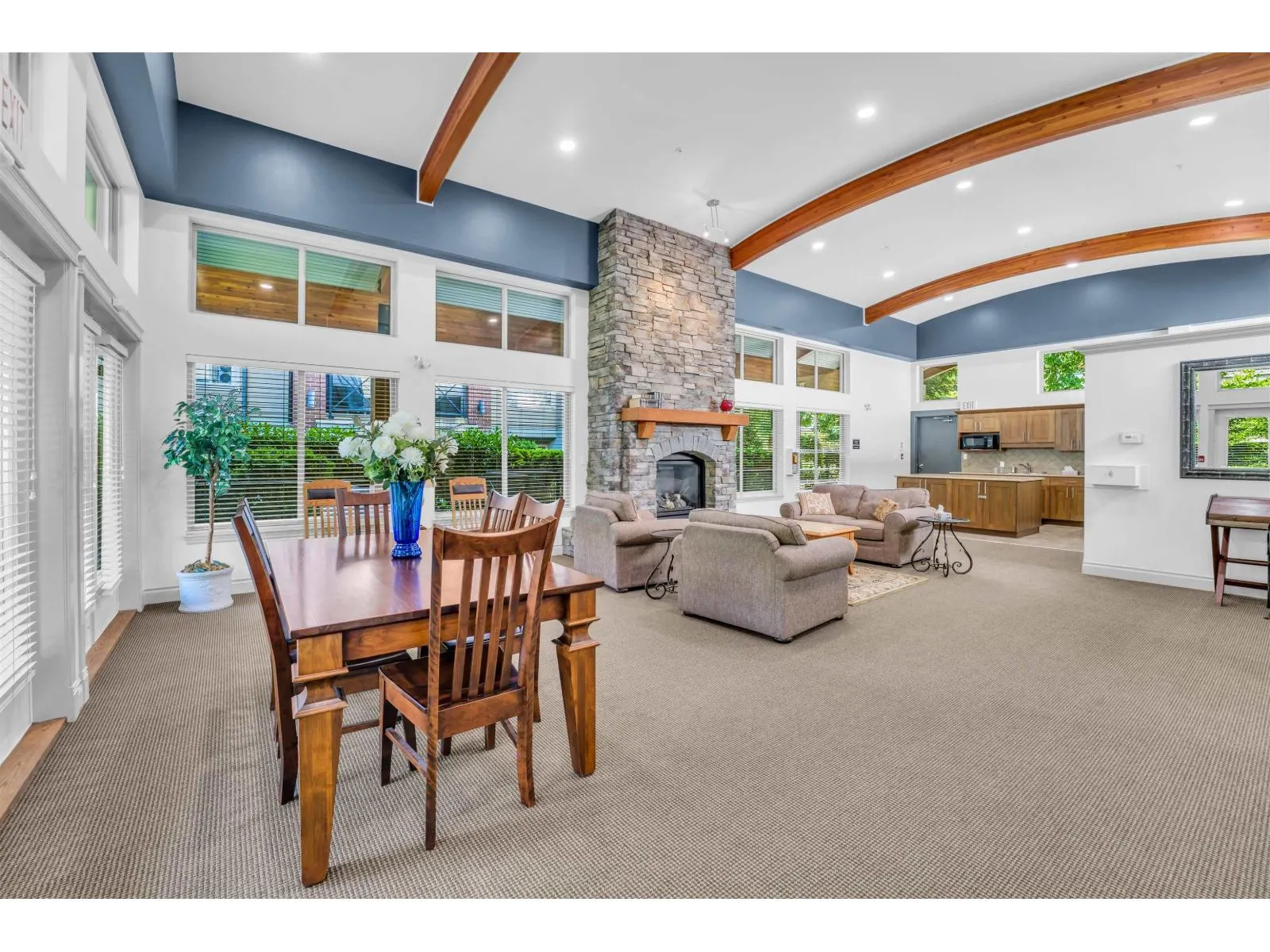 203 1787 154TH STREET