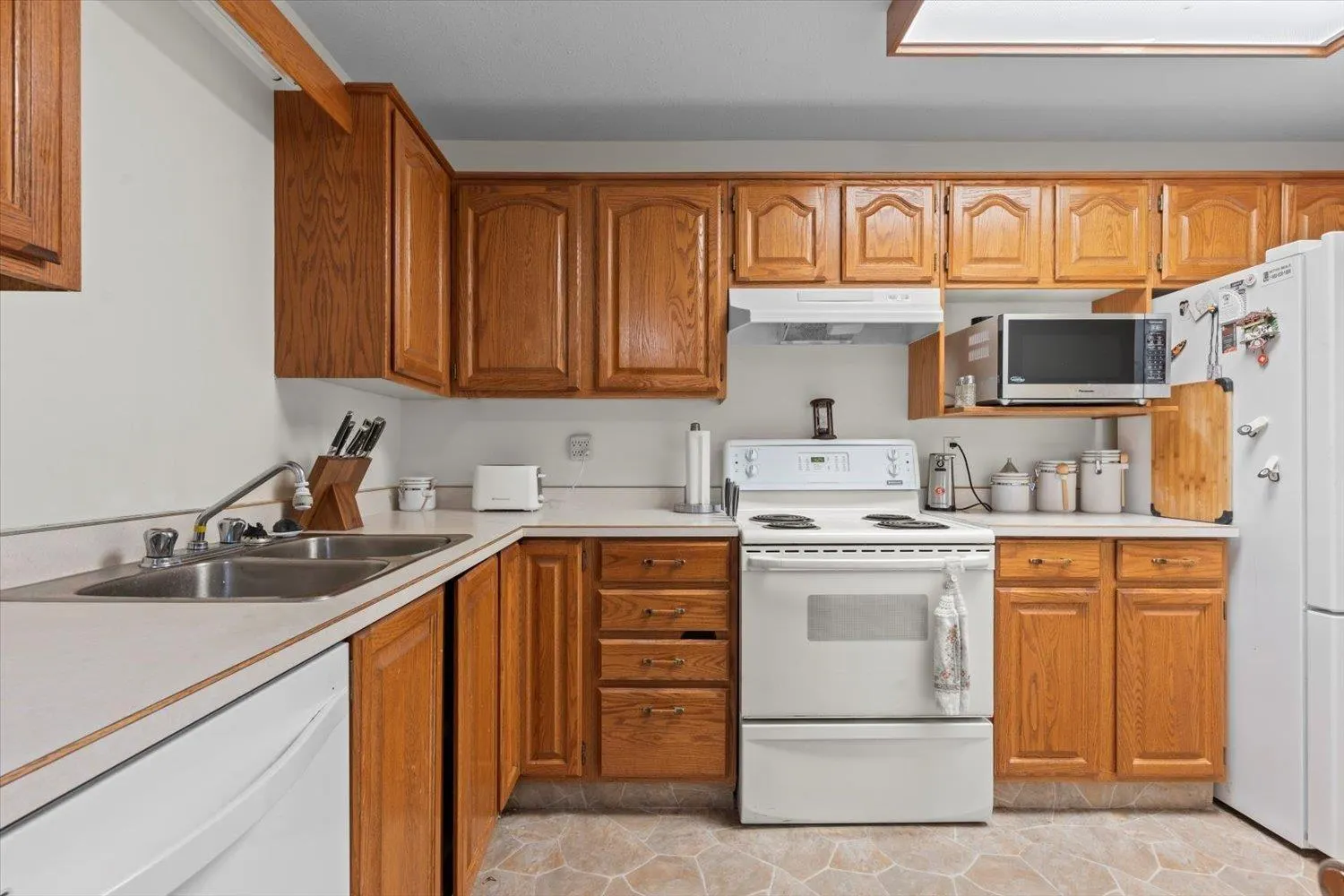 201 8985 MARY STREET|Chilliwack Proper West