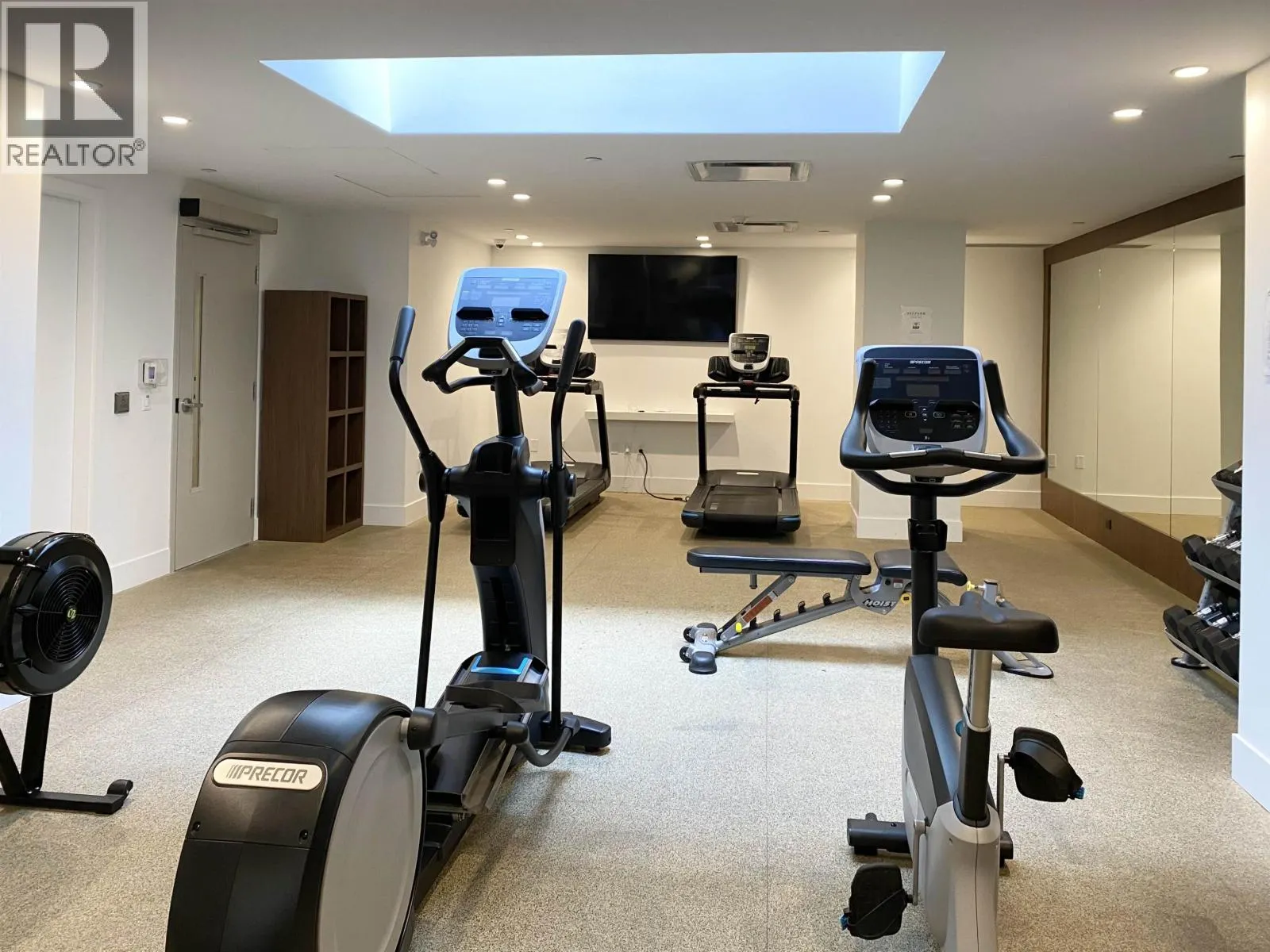 204 375 W 59TH AVENUE