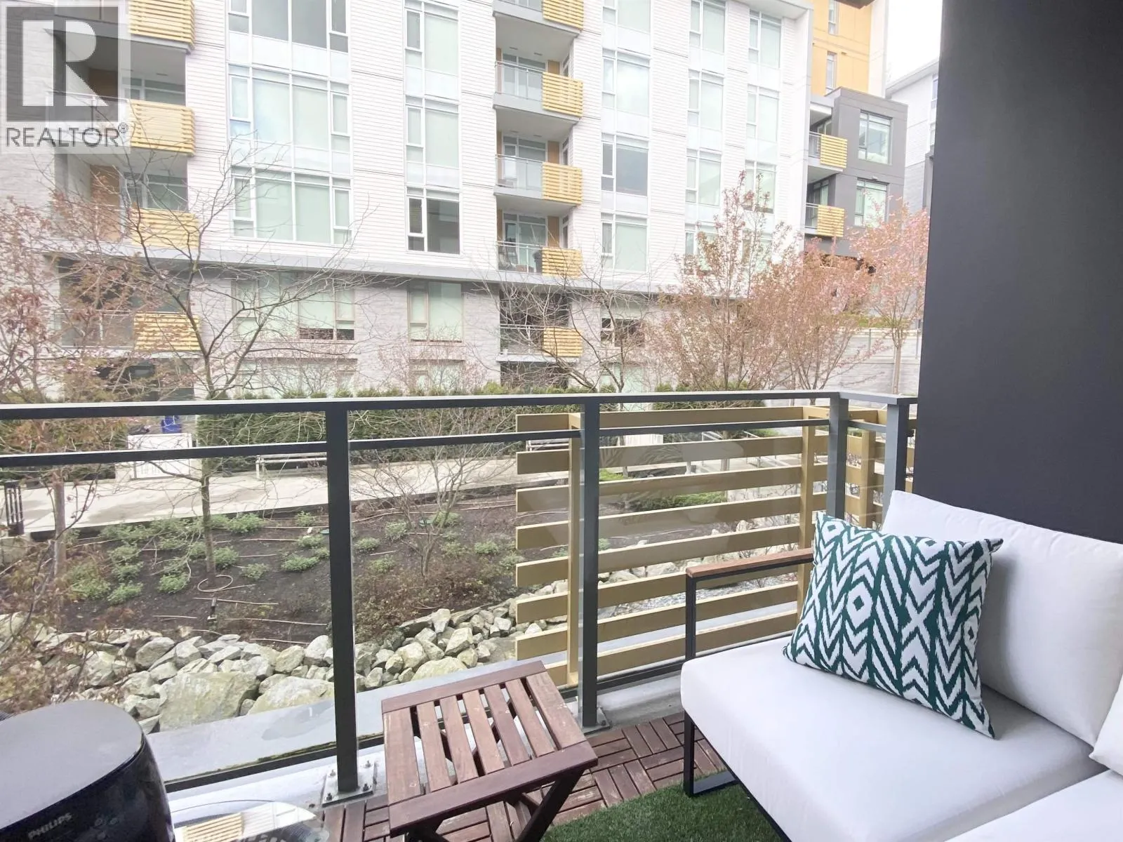 204 375 W 59TH AVENUE