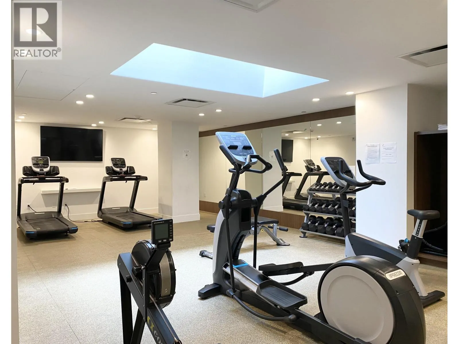 204 375 W 59TH AVENUE