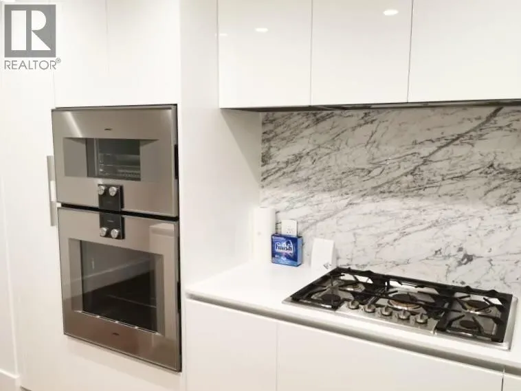 204 375 W 59TH AVENUE