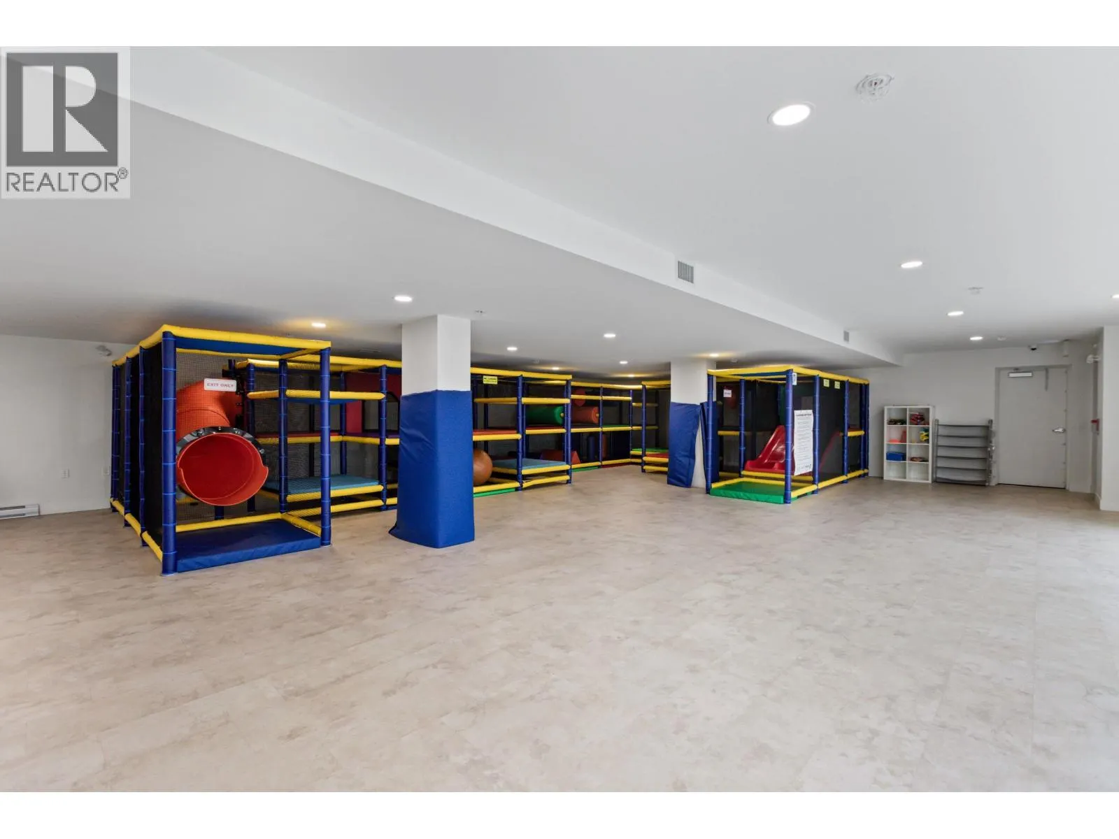 3420 2180 KELLY AVENUE