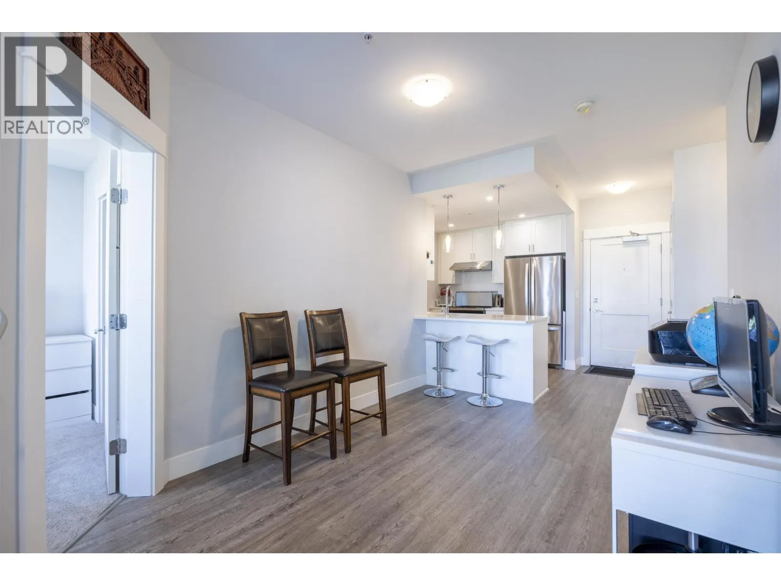 3420 2180 KELLY AVENUE