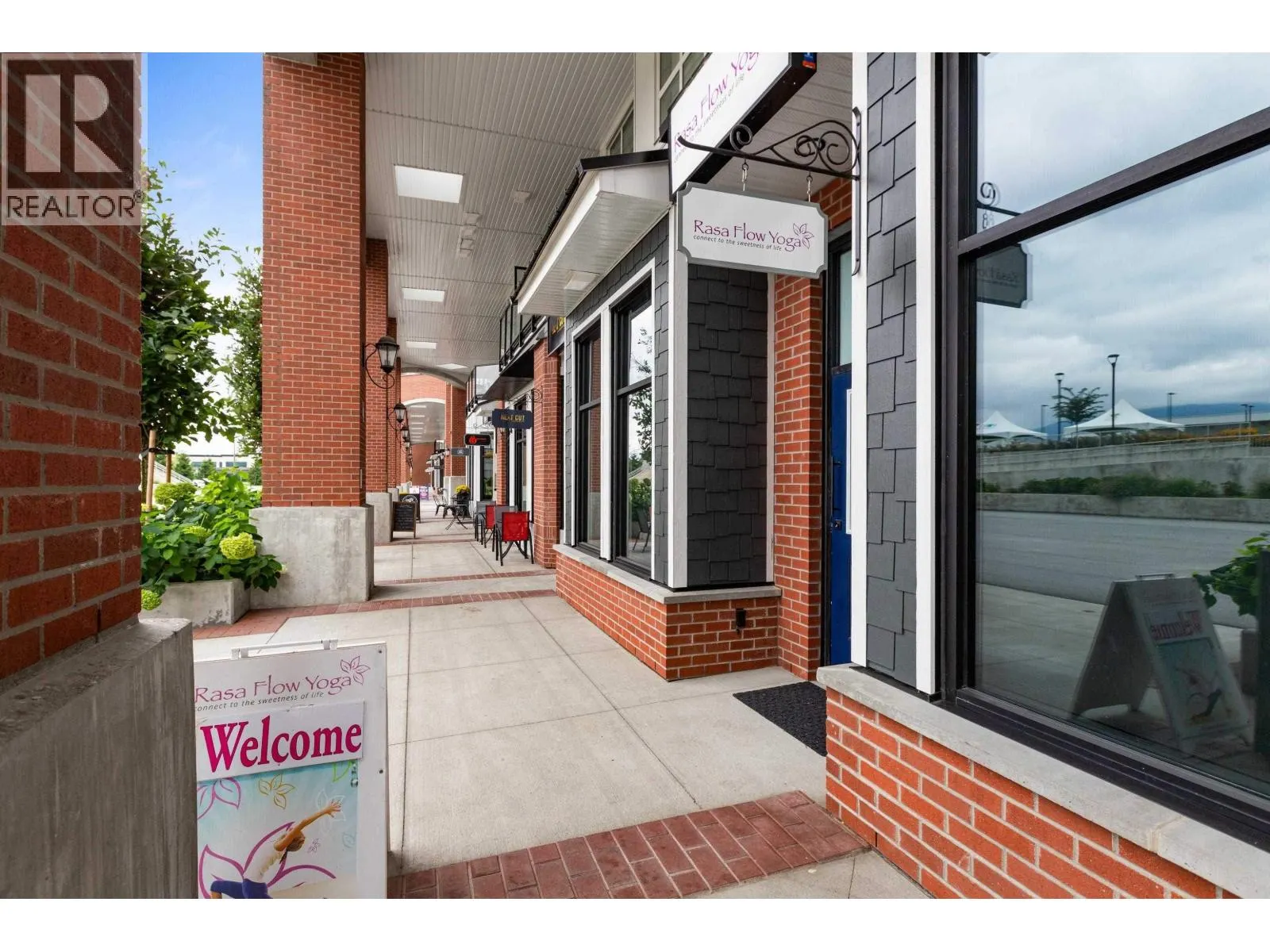 3420 2180 KELLY AVENUE