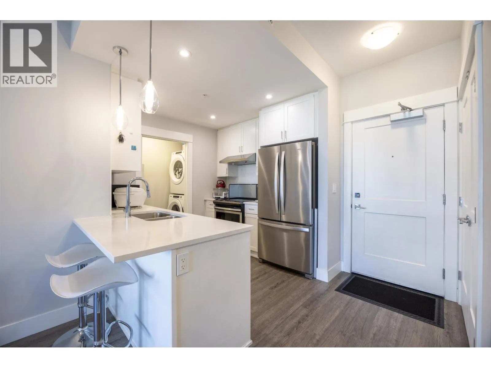 3420 2180 KELLY AVENUE