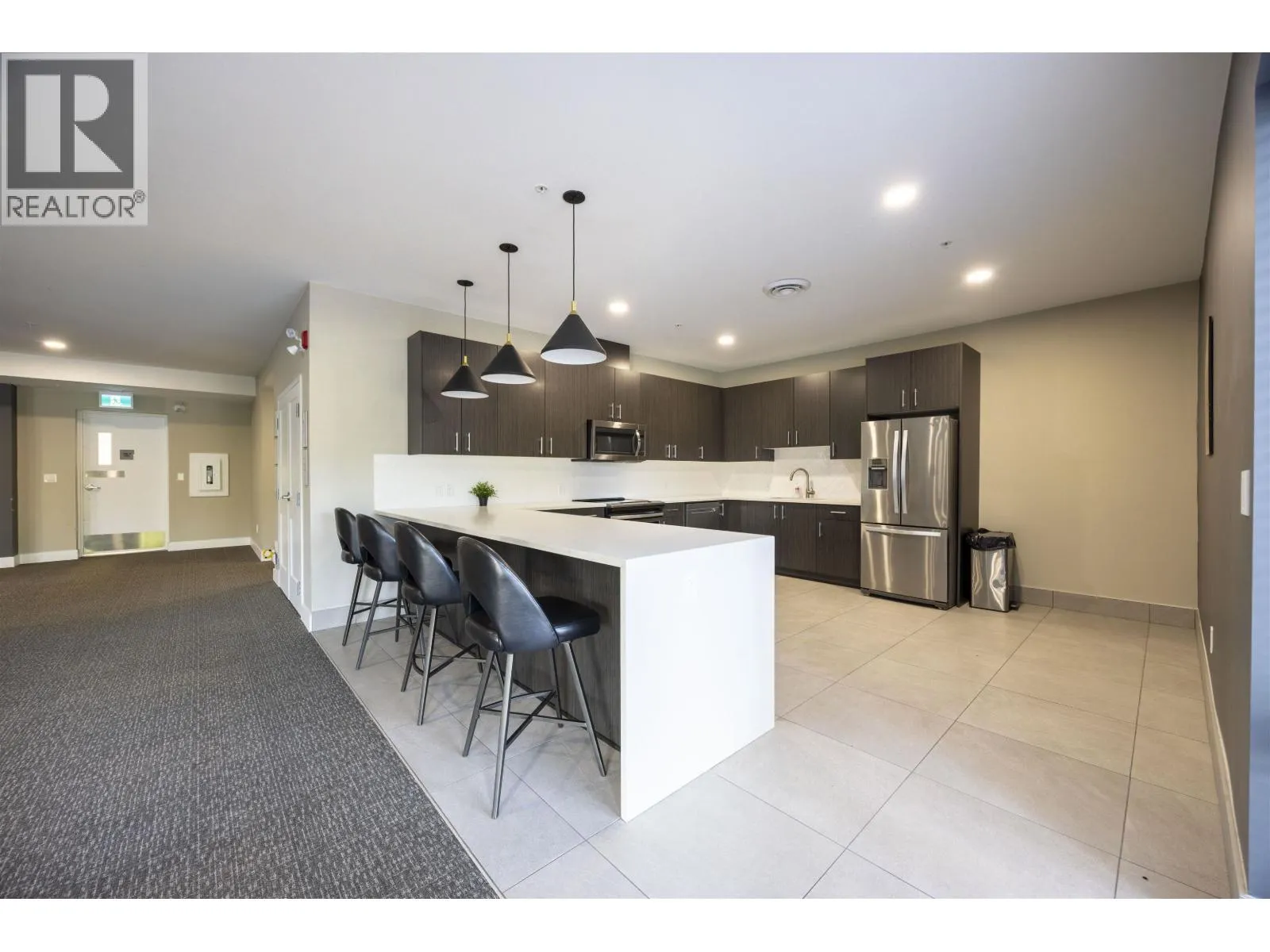 3420 2180 KELLY AVENUE