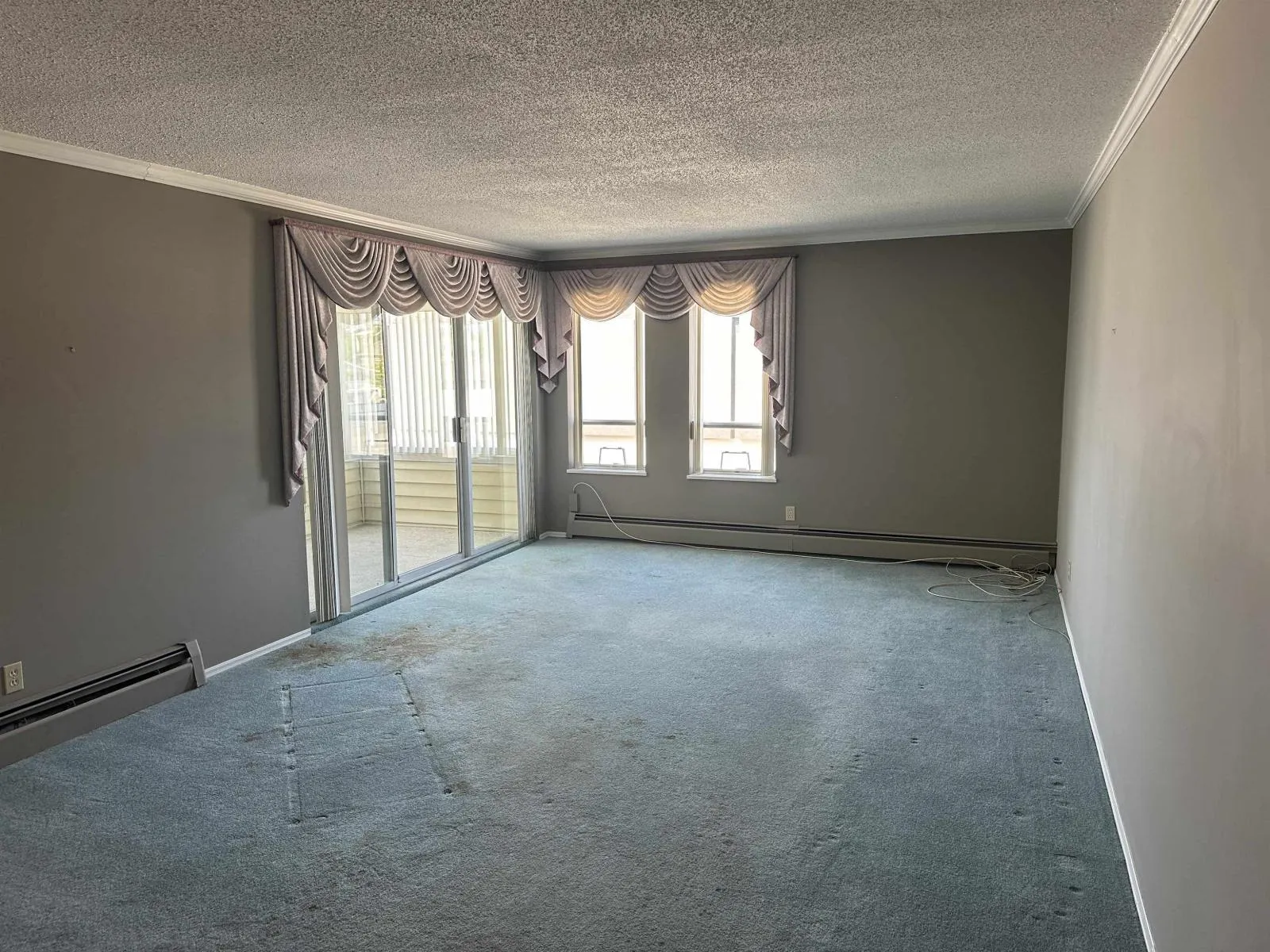208 8725 ELM DRIVE|Chilliwack Proper South