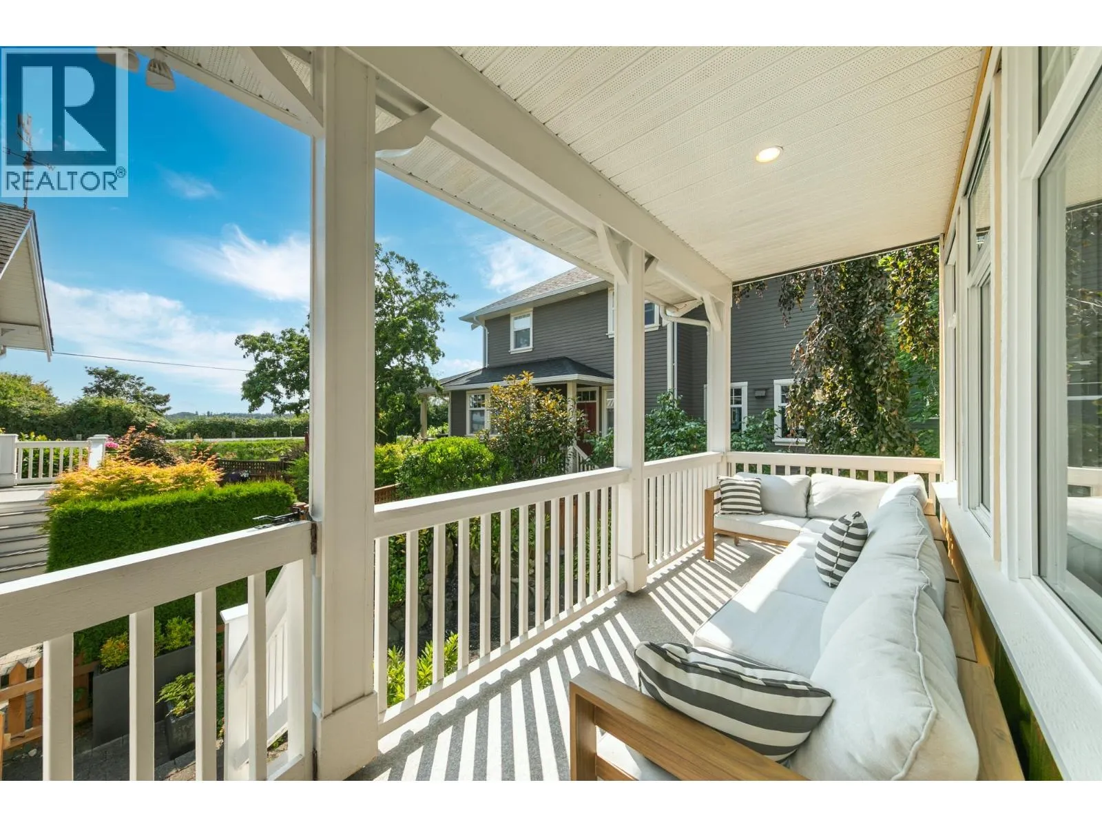 3 6400 PRINCESS LANE