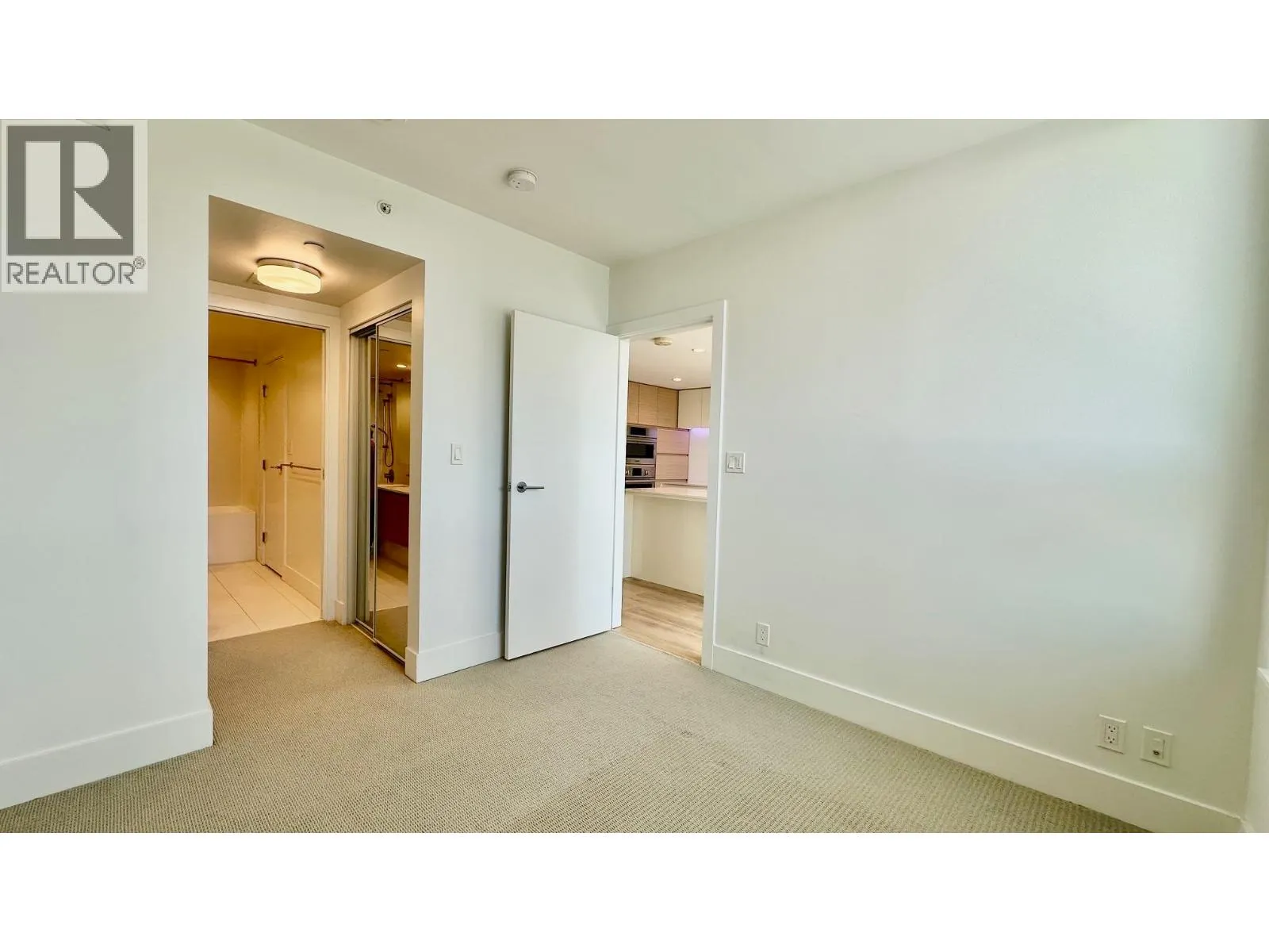 1005 5508 HOLLYBRIDGE WAY