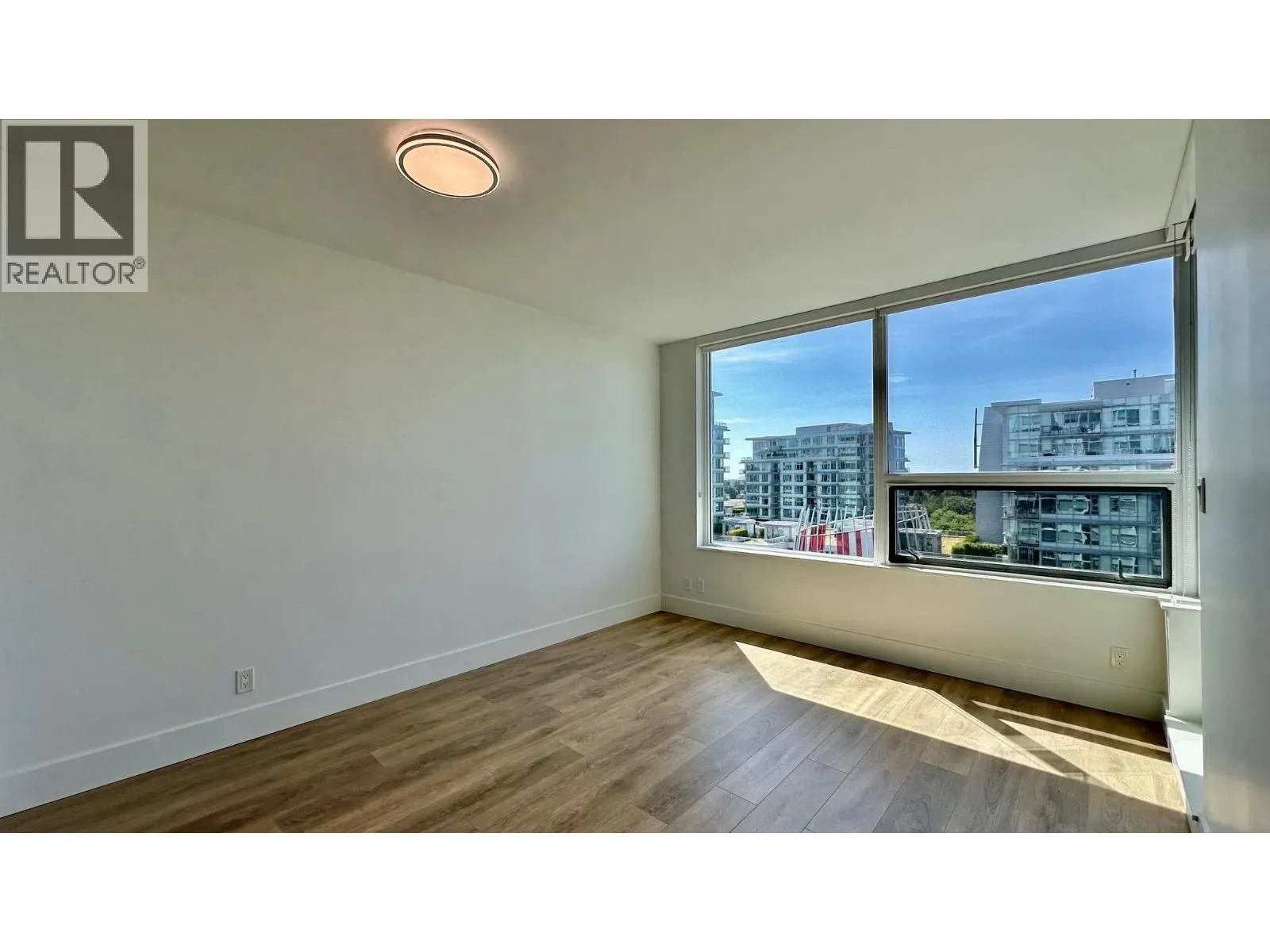 1005 5508 HOLLYBRIDGE WAY