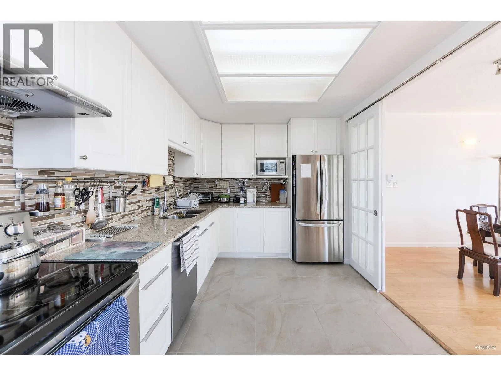 1402 4603 HAZEL STREET