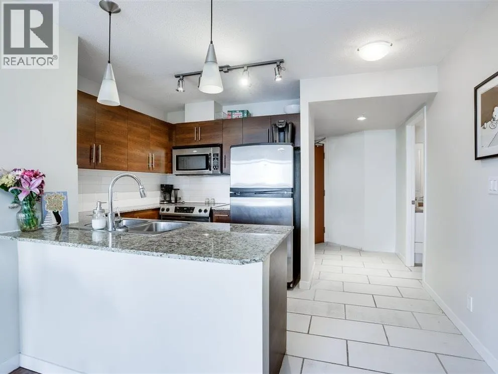 504 814 ROYAL AVENUE