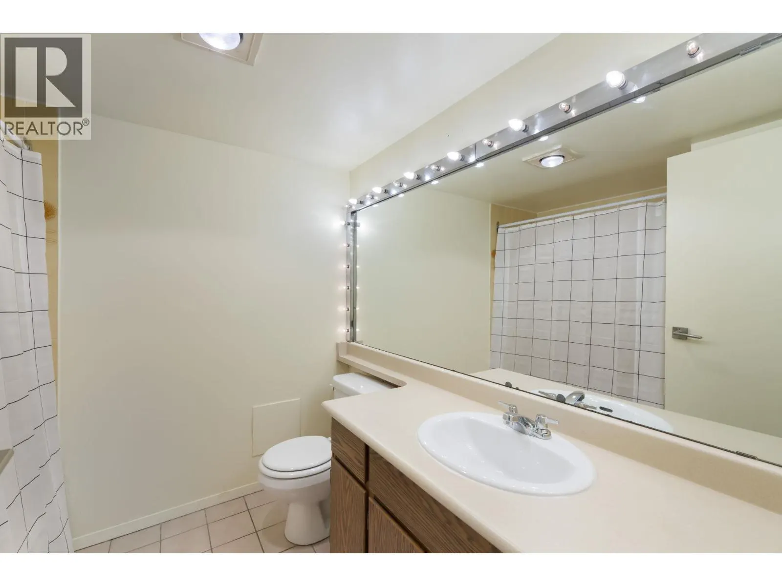 1702 9280 SALISH COURT