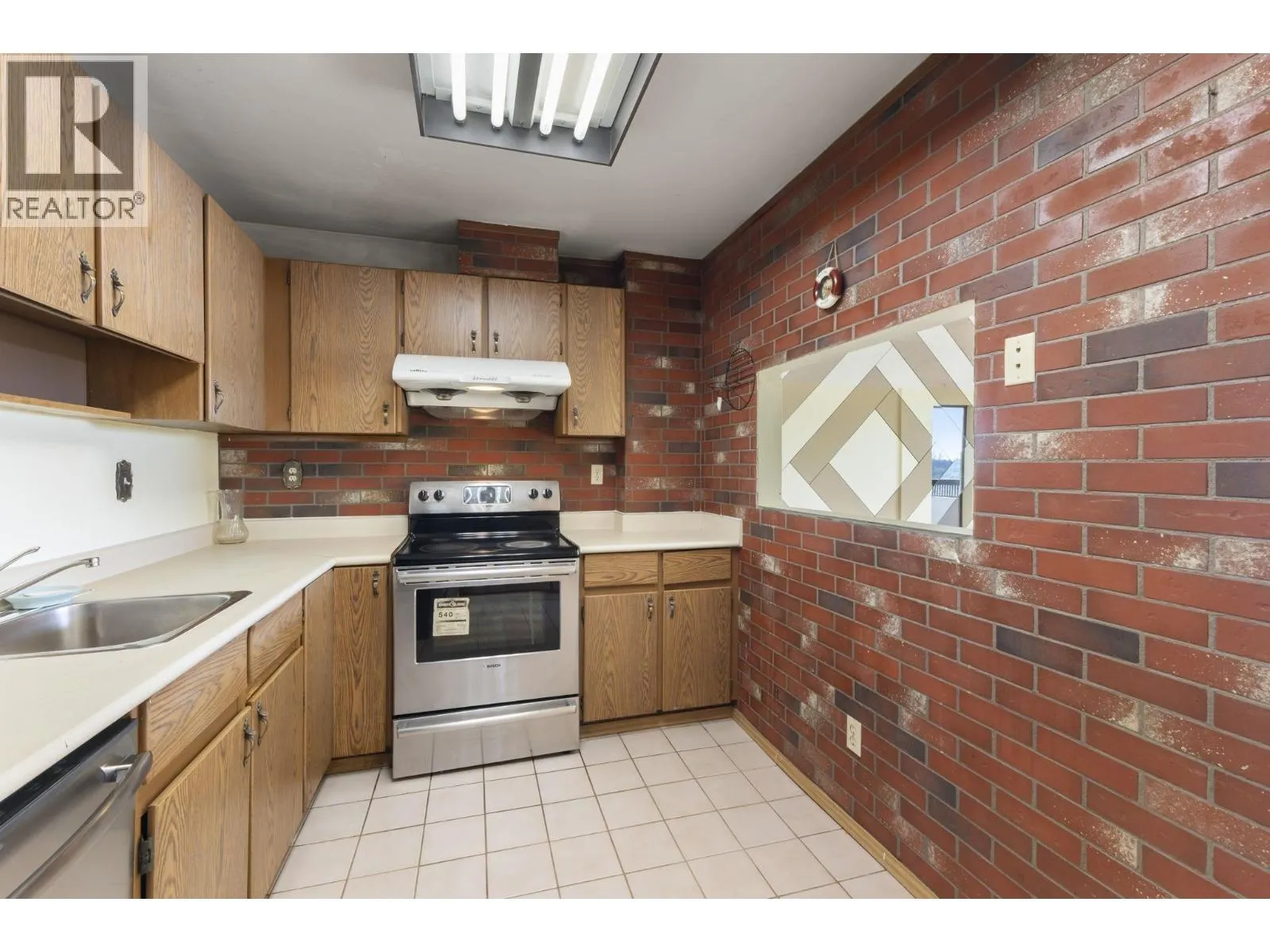 1702 9280 SALISH COURT