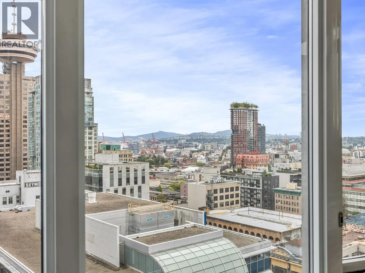 1710 610 GRANVILLE STREET